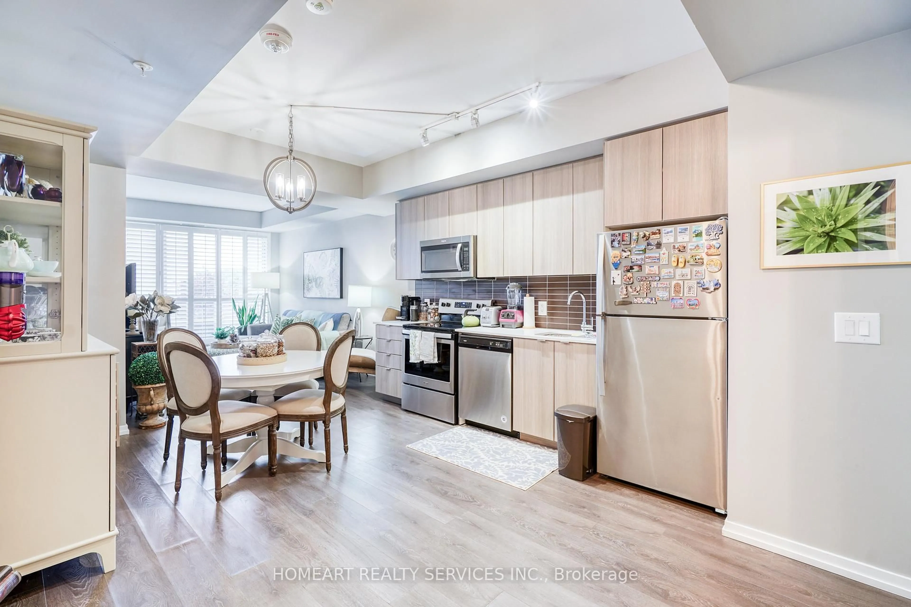 Open concept kitchen, unknown for 3237 Bayview Ave #315, Toronto Ontario M2K 2J7