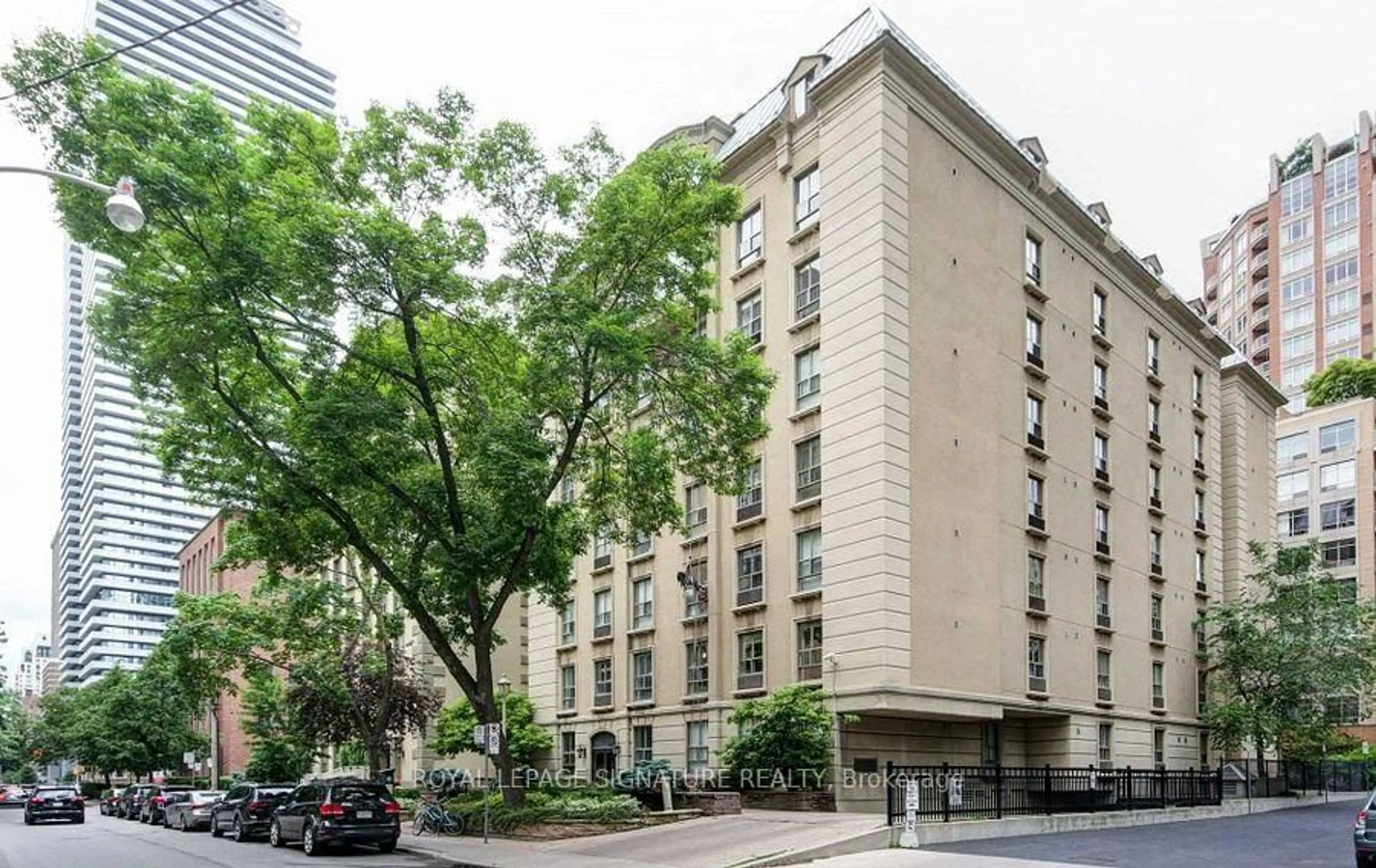 Unknown for 88 Charles St #310, Toronto Ontario M4Y 2W7