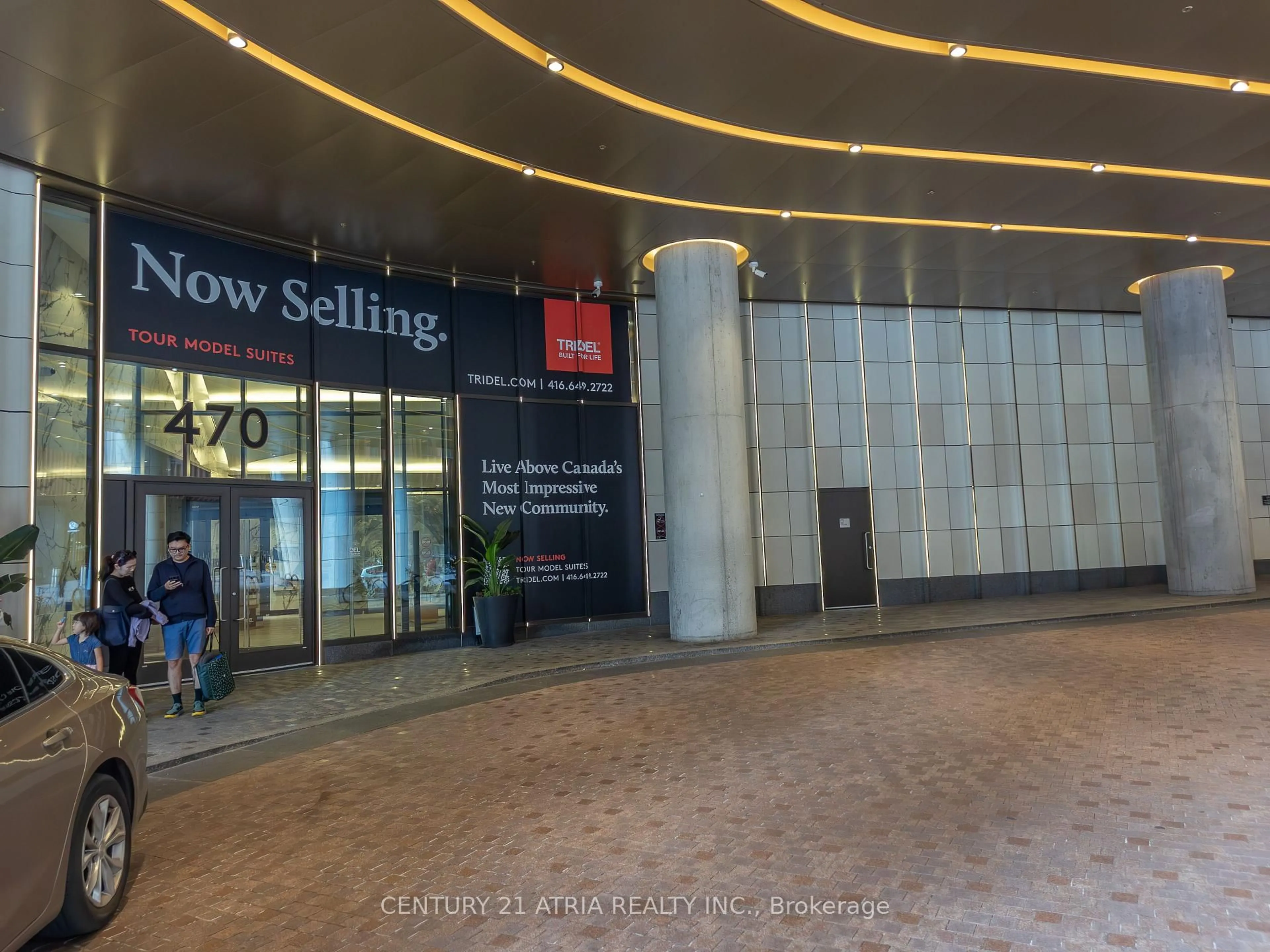 Indoor foyer for 470 Front St #1311, Toronto Ontario M5V 0V6