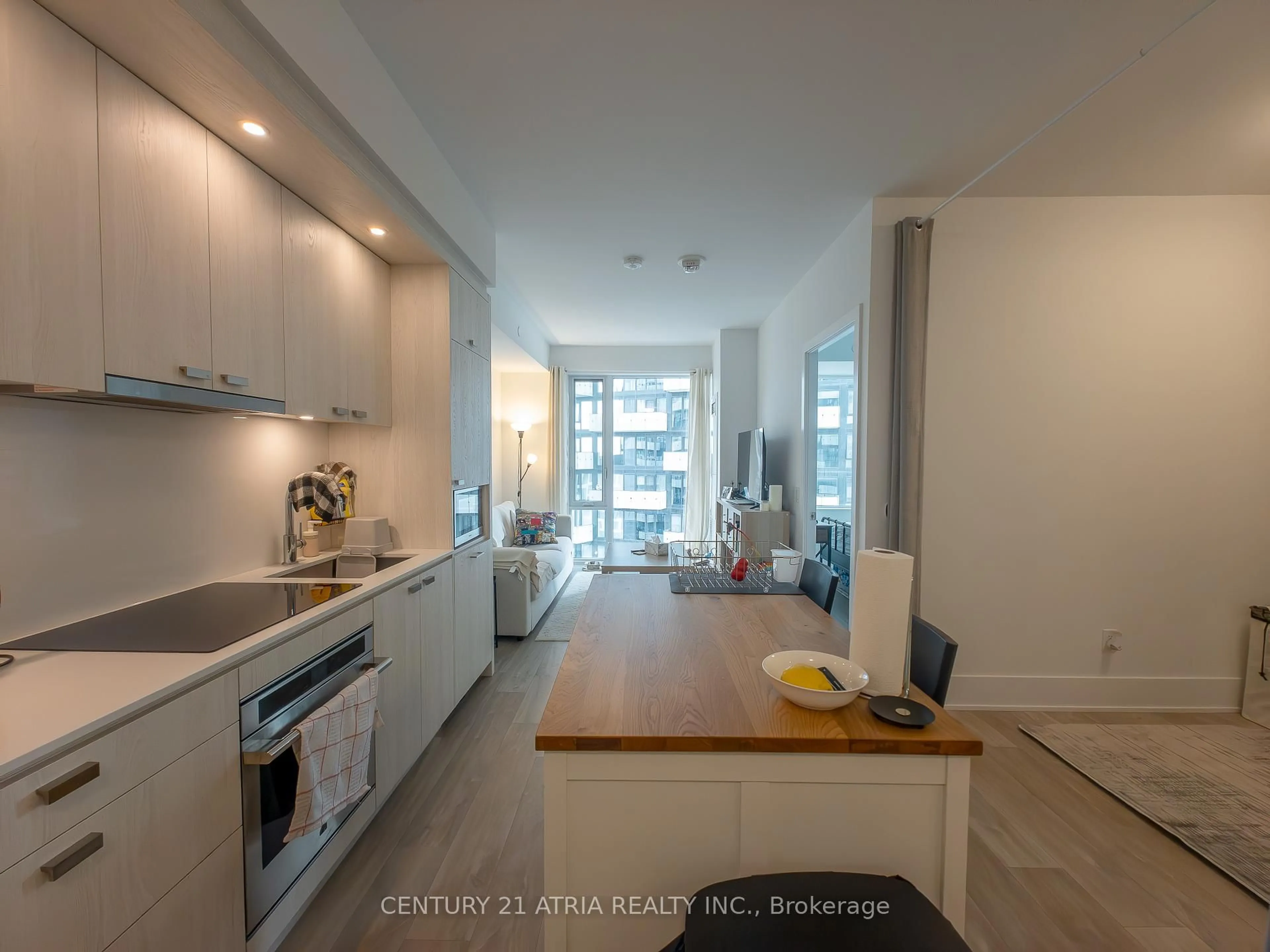 Open concept kitchen, unknown for 470 Front St #1311, Toronto Ontario M5V 0V6