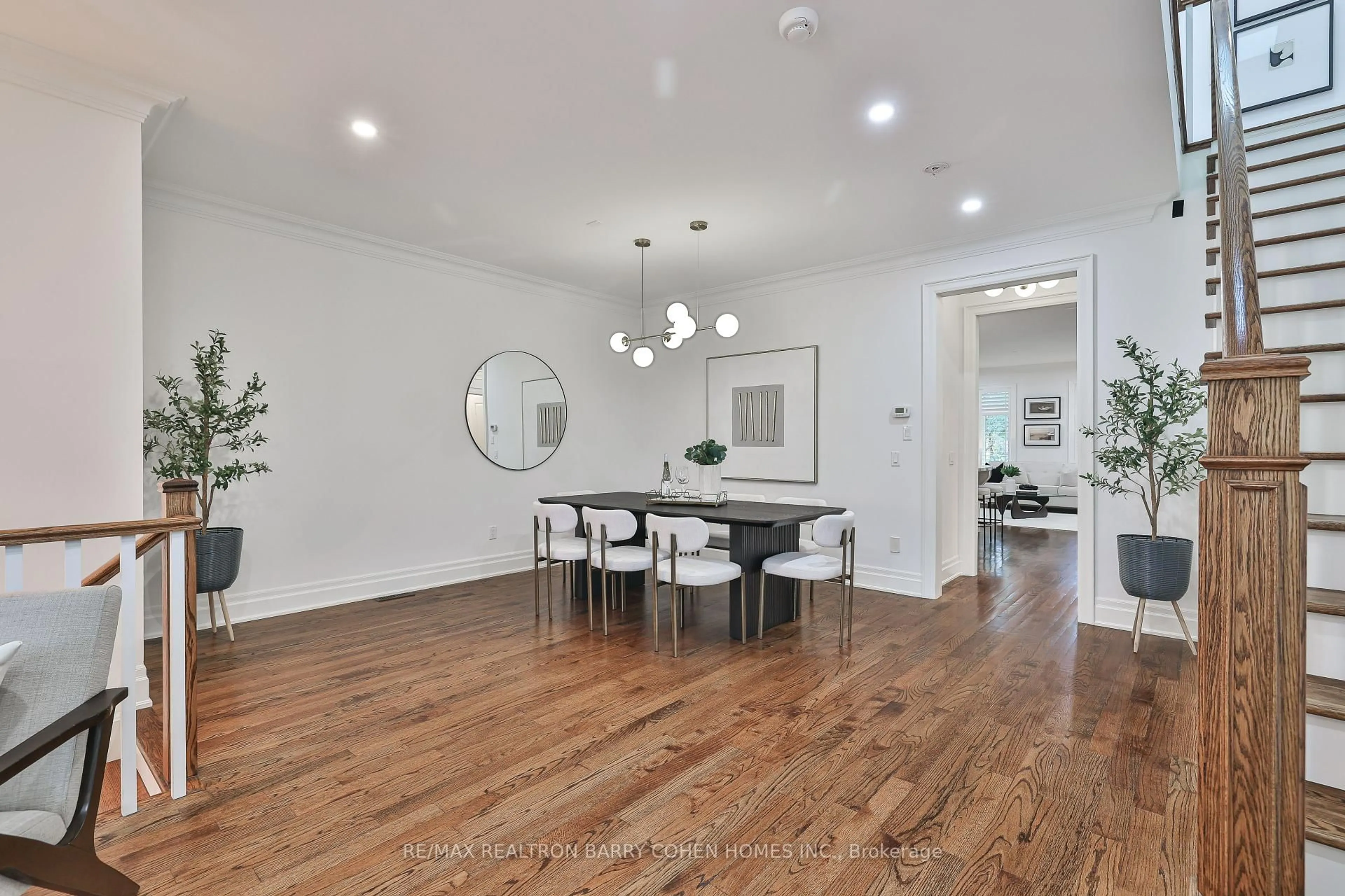Dining room, wood/laminate floor for 136 Bowood Ave, Toronto Ontario M4N 1Y5