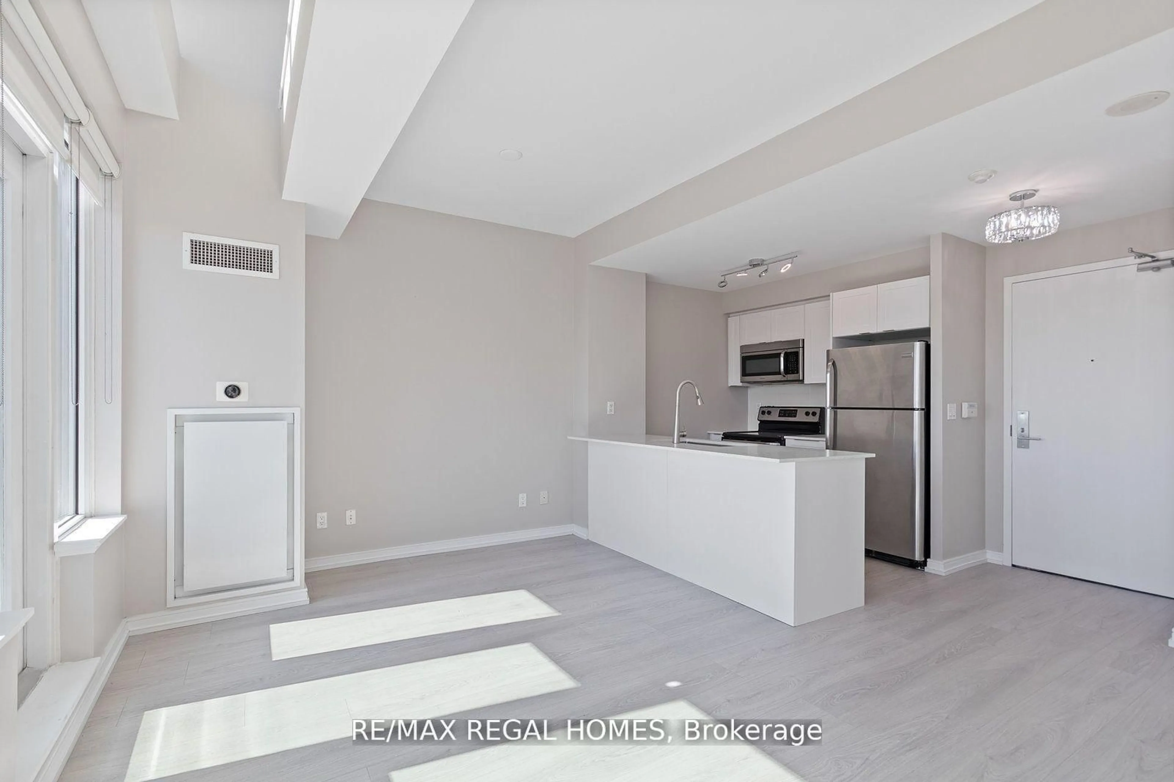 Unknown for 55 East Liberty St #512, Toronto Ontario M6K 3P9