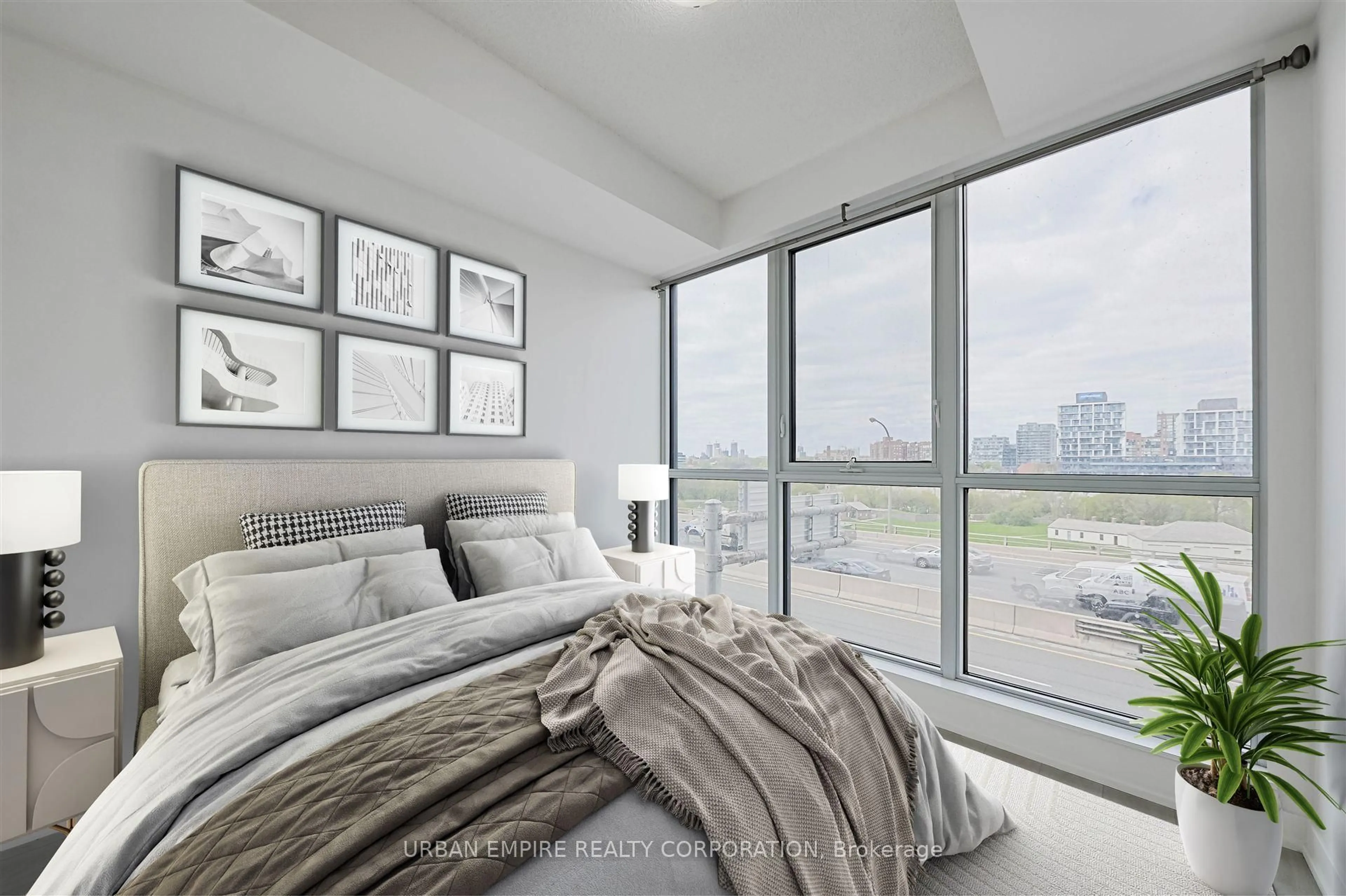 Bedroom with bed, unknown for 50 Bruyeres Mews #913, Toronto Ontario M5V 0H8