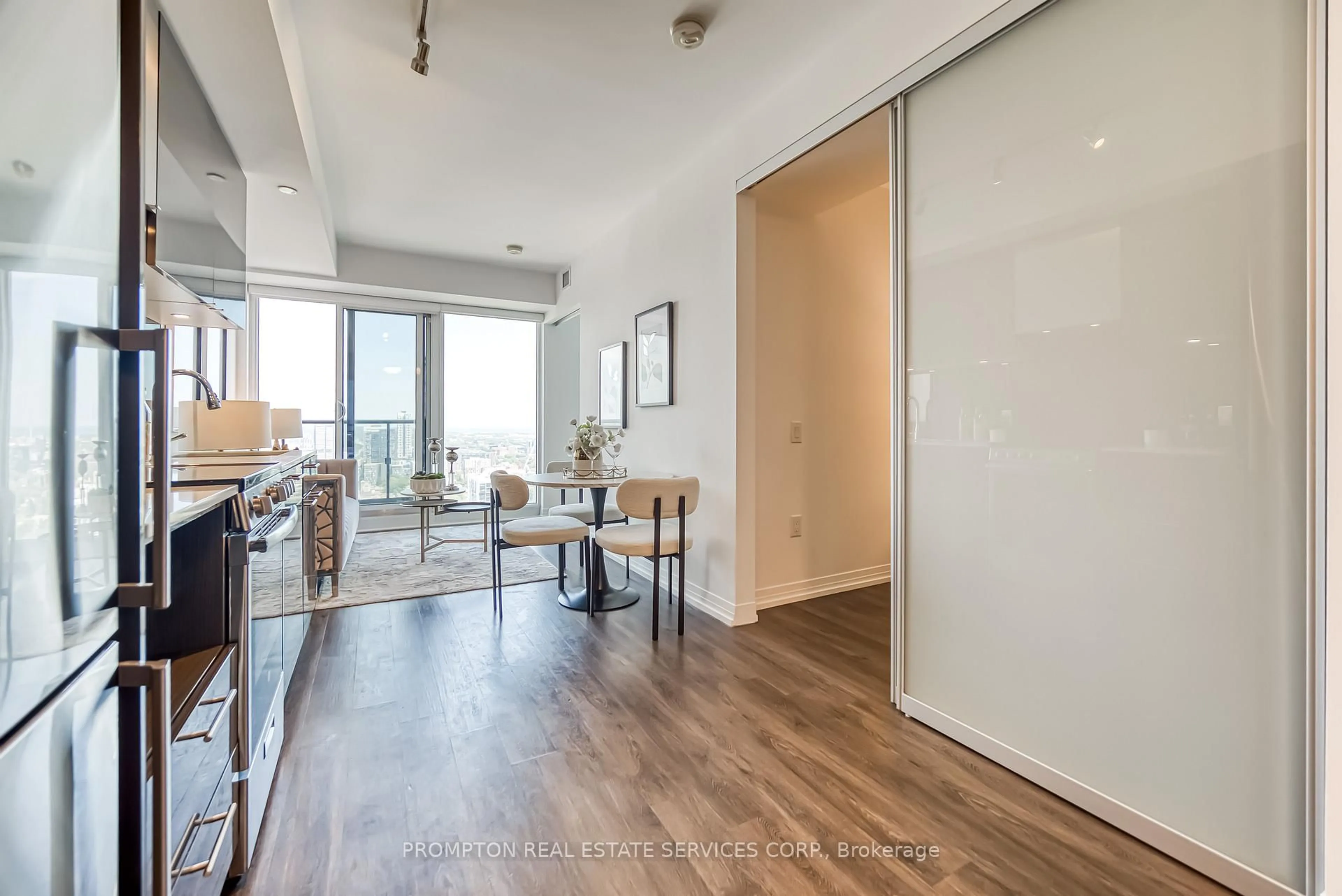 Unknown for 251 Jarvis St #3215, Toronto Ontario M5B 0C3