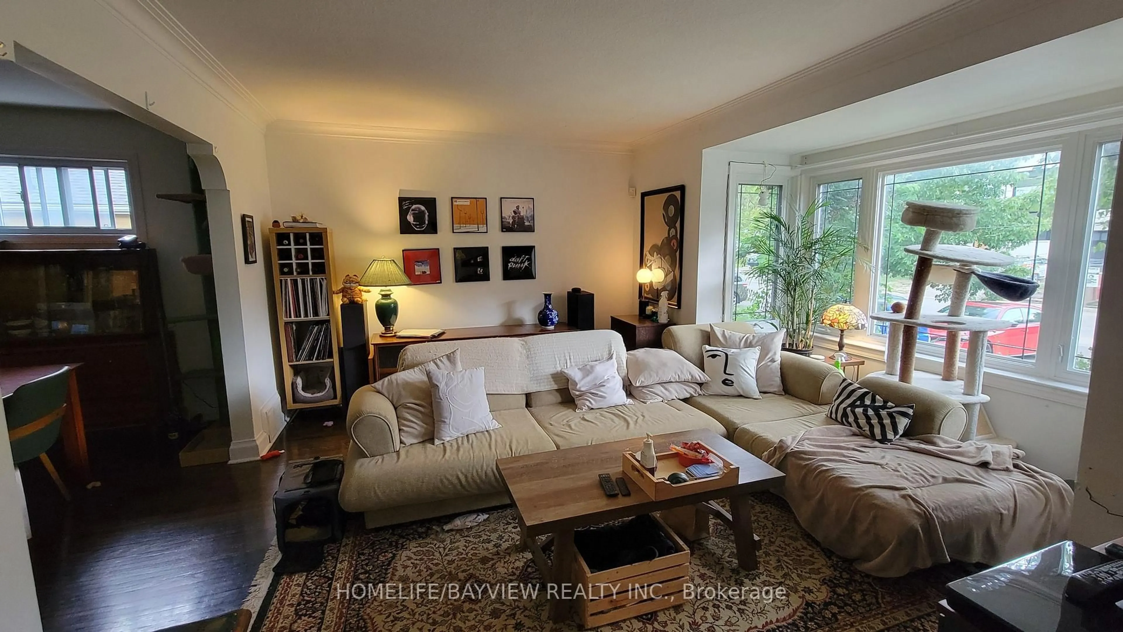 Living room with furniture, unknown for 170 Franklin Ave, Toronto Ontario M2N 1C7
