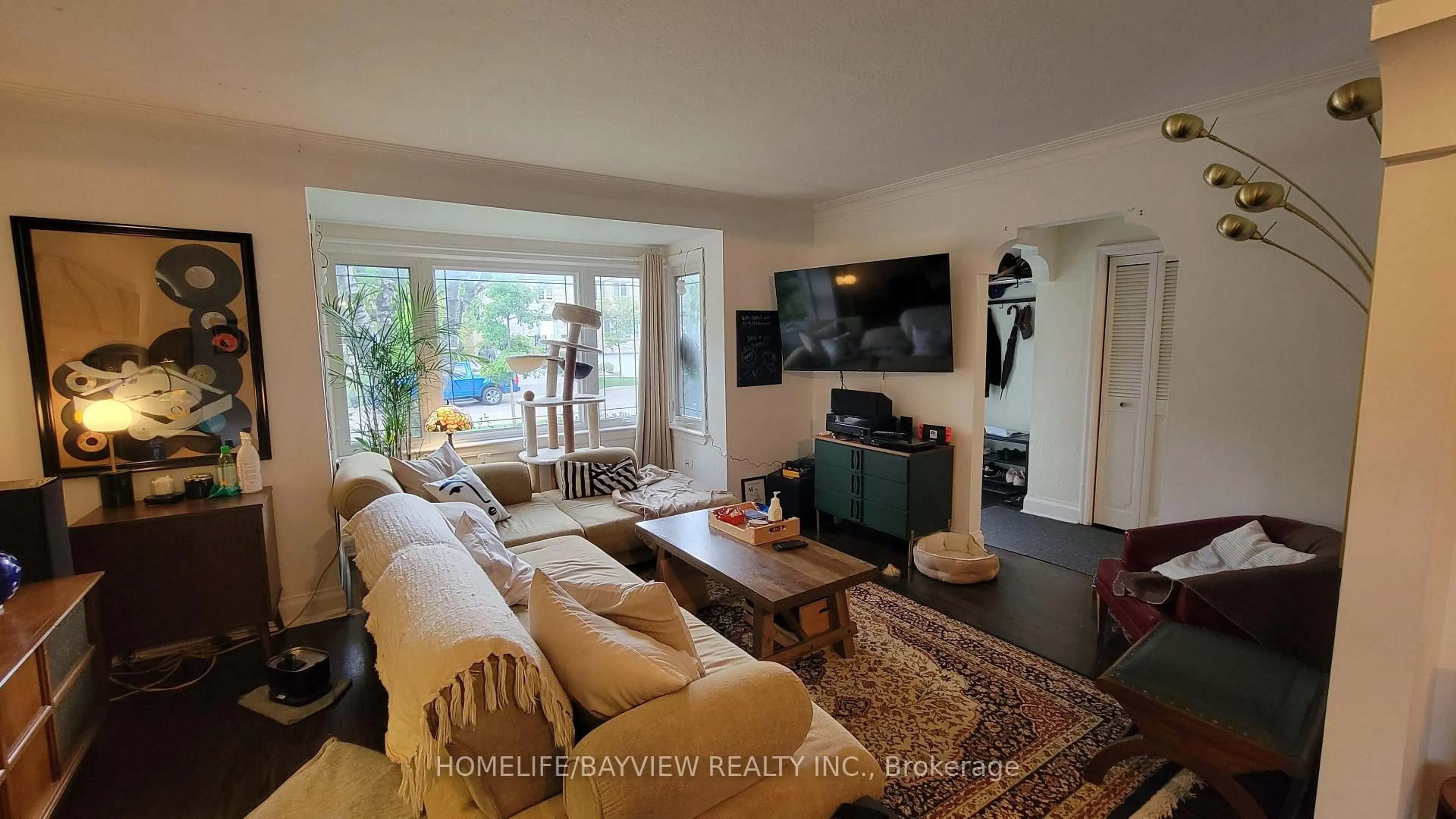 Living room with furniture, unknown for 170 Franklin Ave, Toronto Ontario M2N 1C7