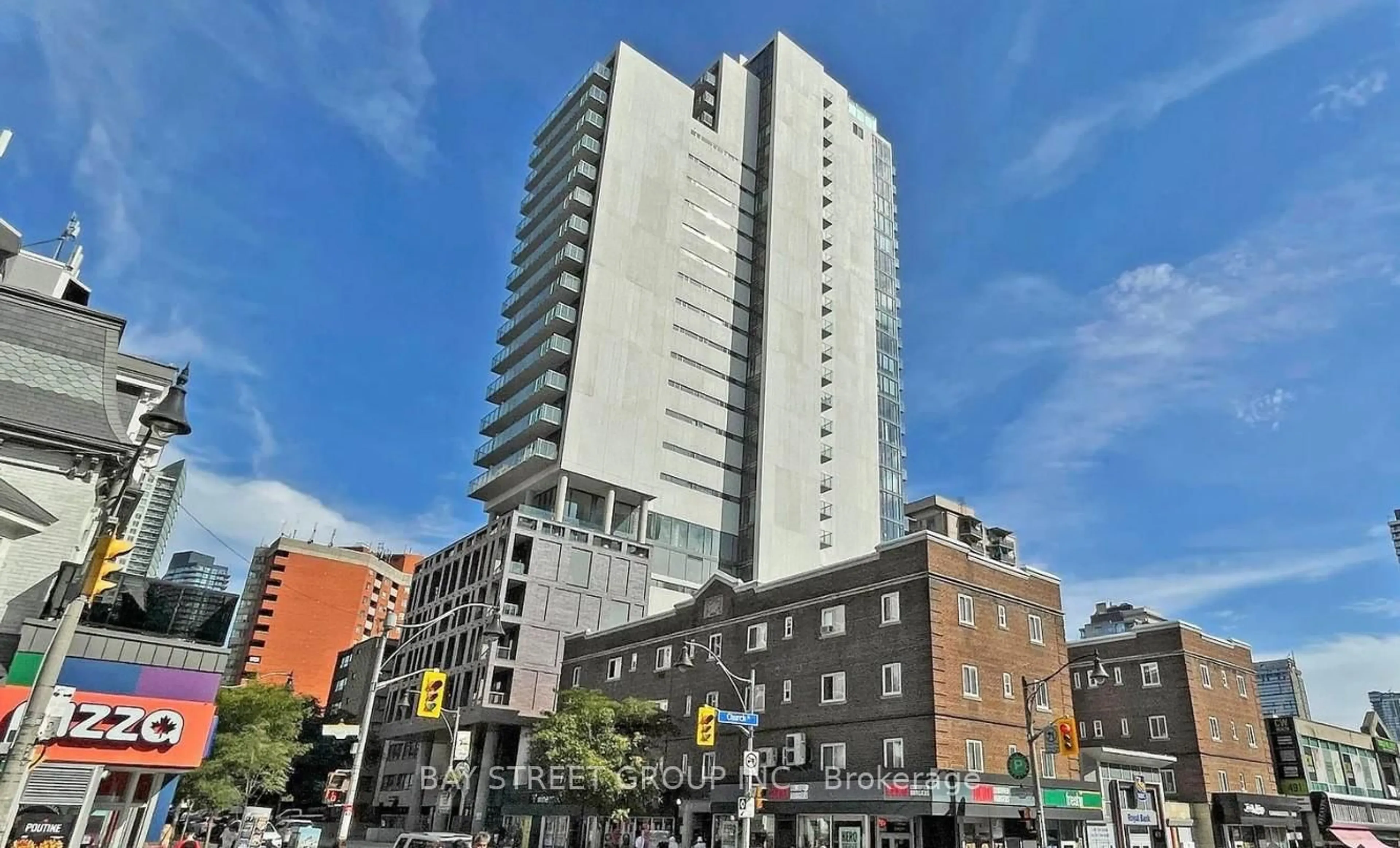 Patio, building for 81 Wellesley St #204, Toronto Ontario M4Y 0C5