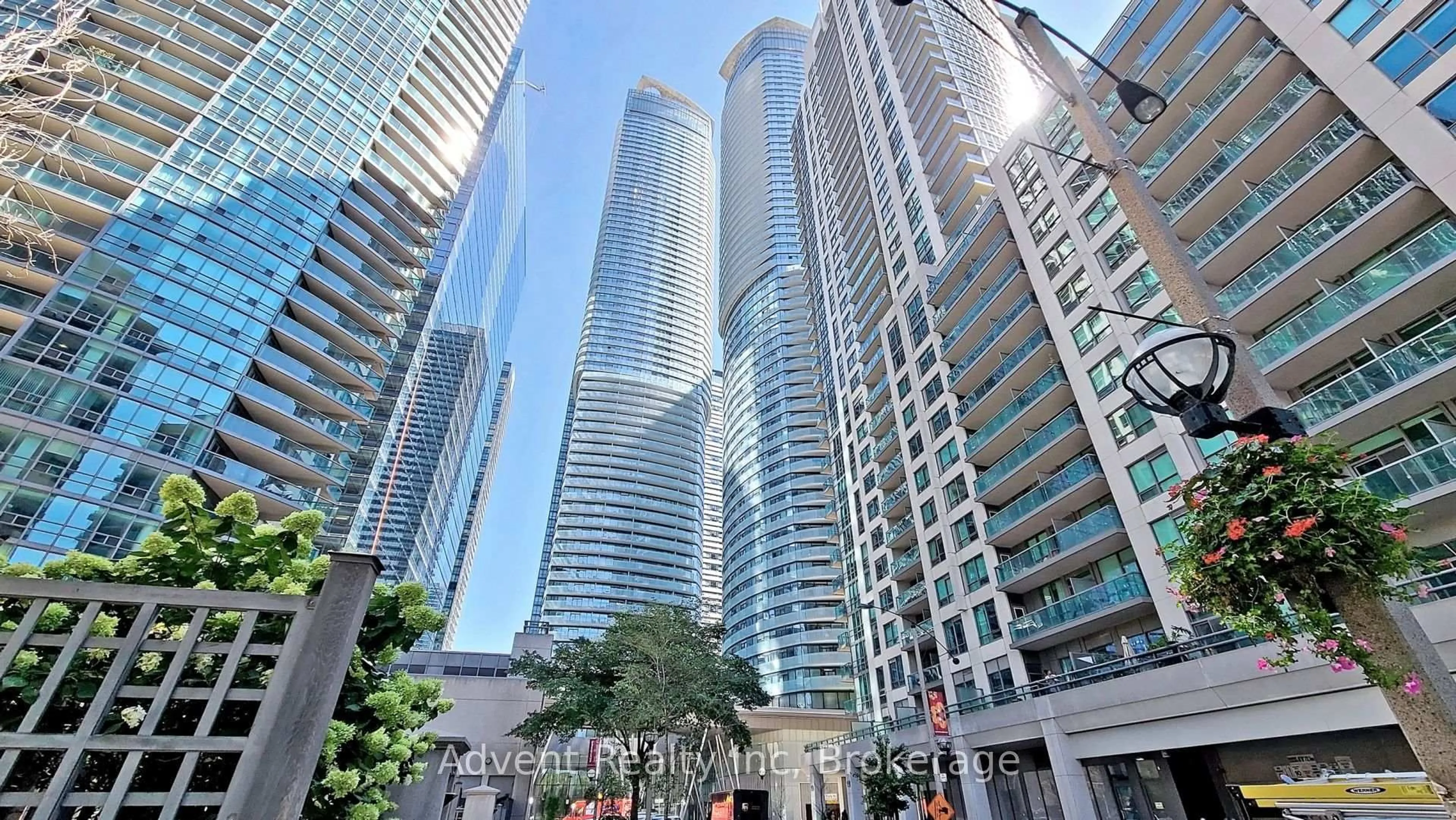 Unknown for 14 York St #2306, Toronto Ontario M5J 2Z2