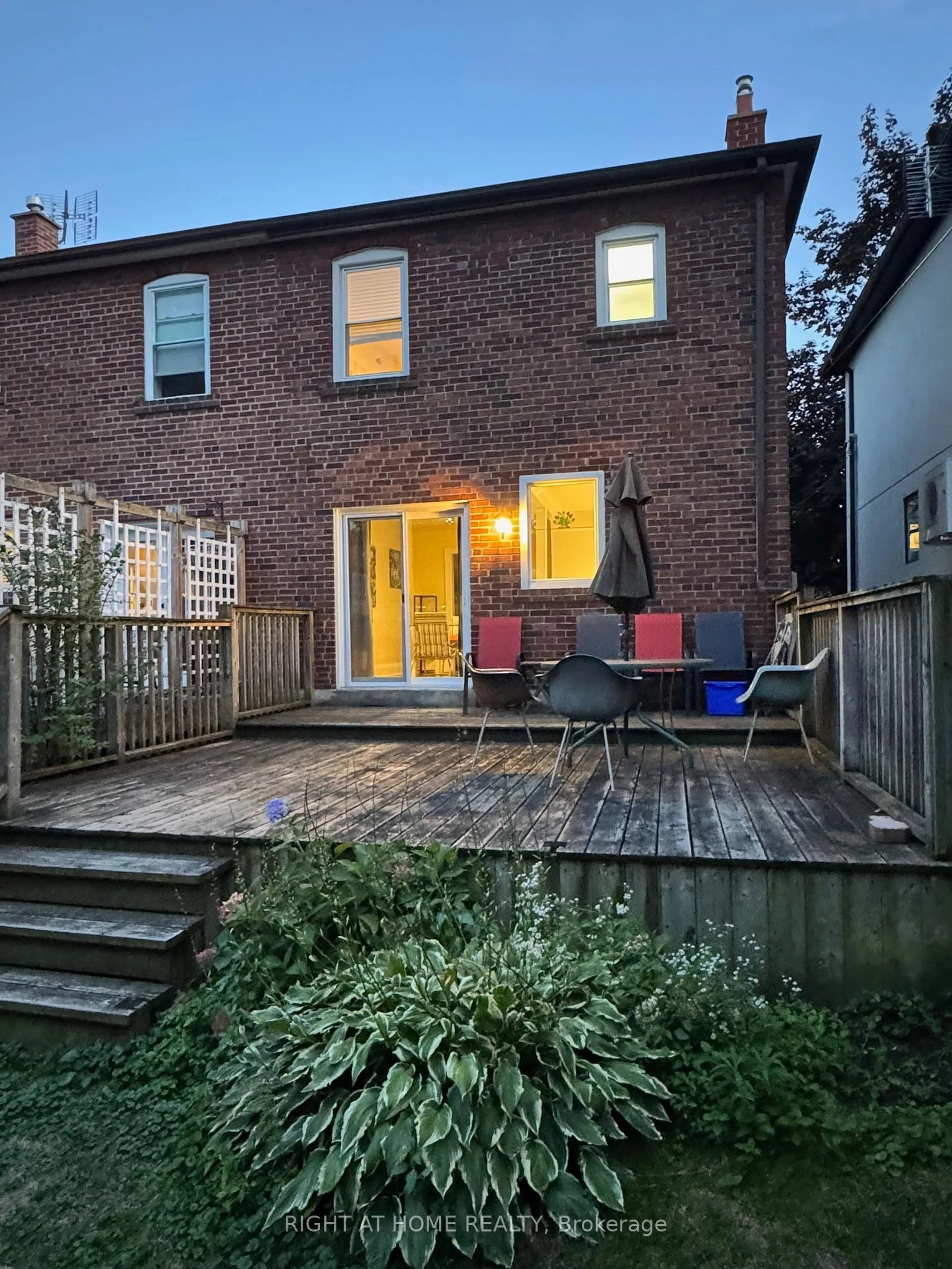 Patio, street for 452 Soudan Ave, Toronto Ontario M4S 1X2
