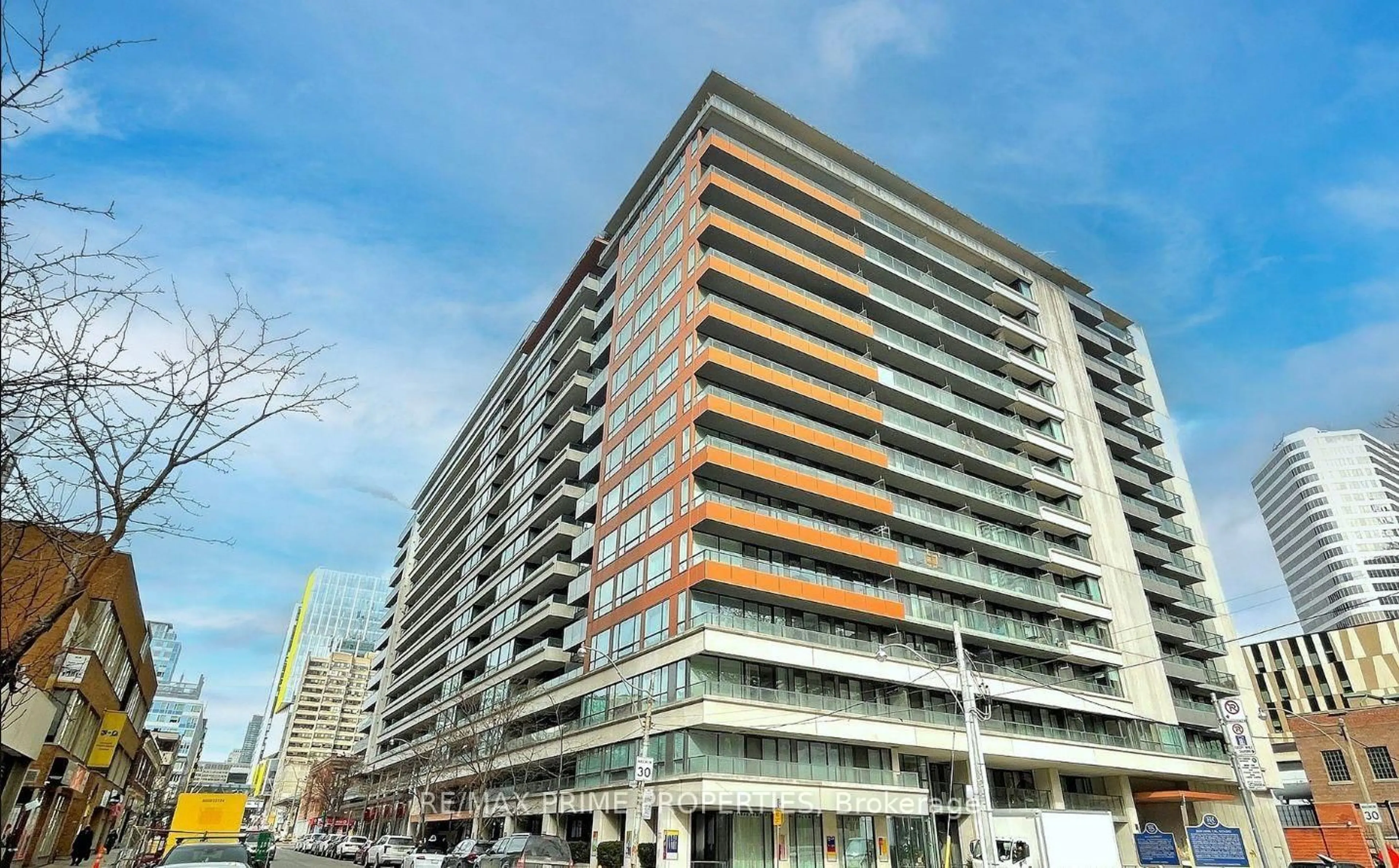 Unknown for 111 Elizabeth St #1823, Toronto Ontario M5G 1P7