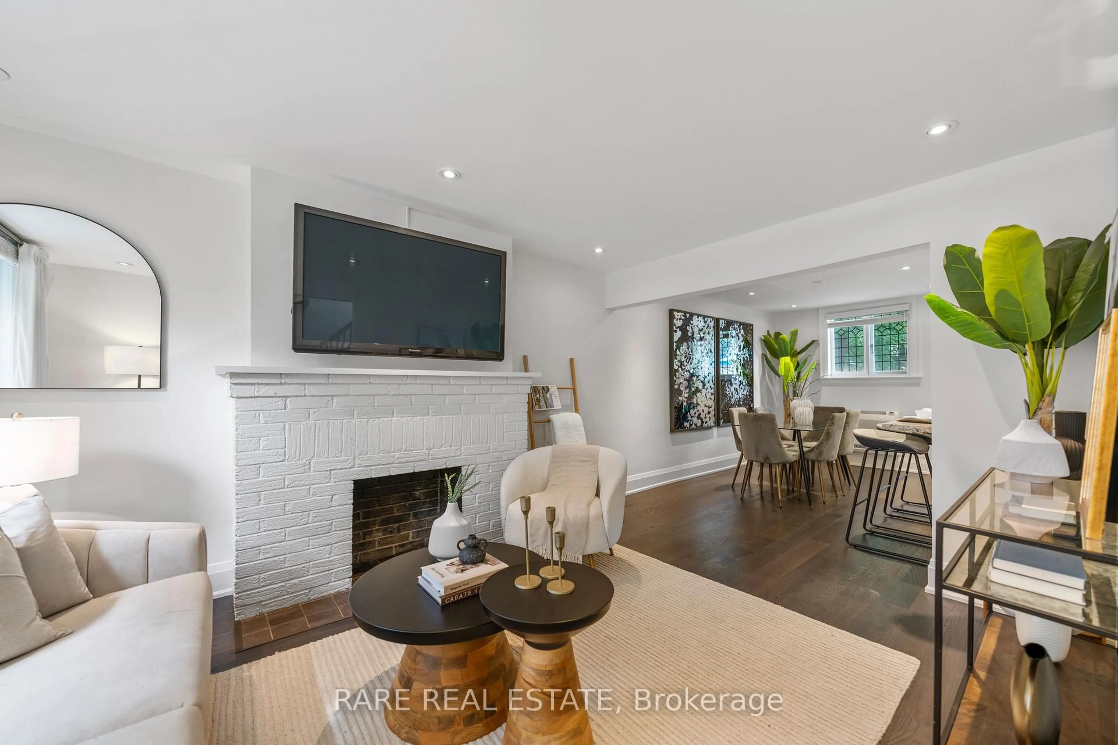 Unknown for 234 Woburn Ave, Toronto Ontario M5M 1K9