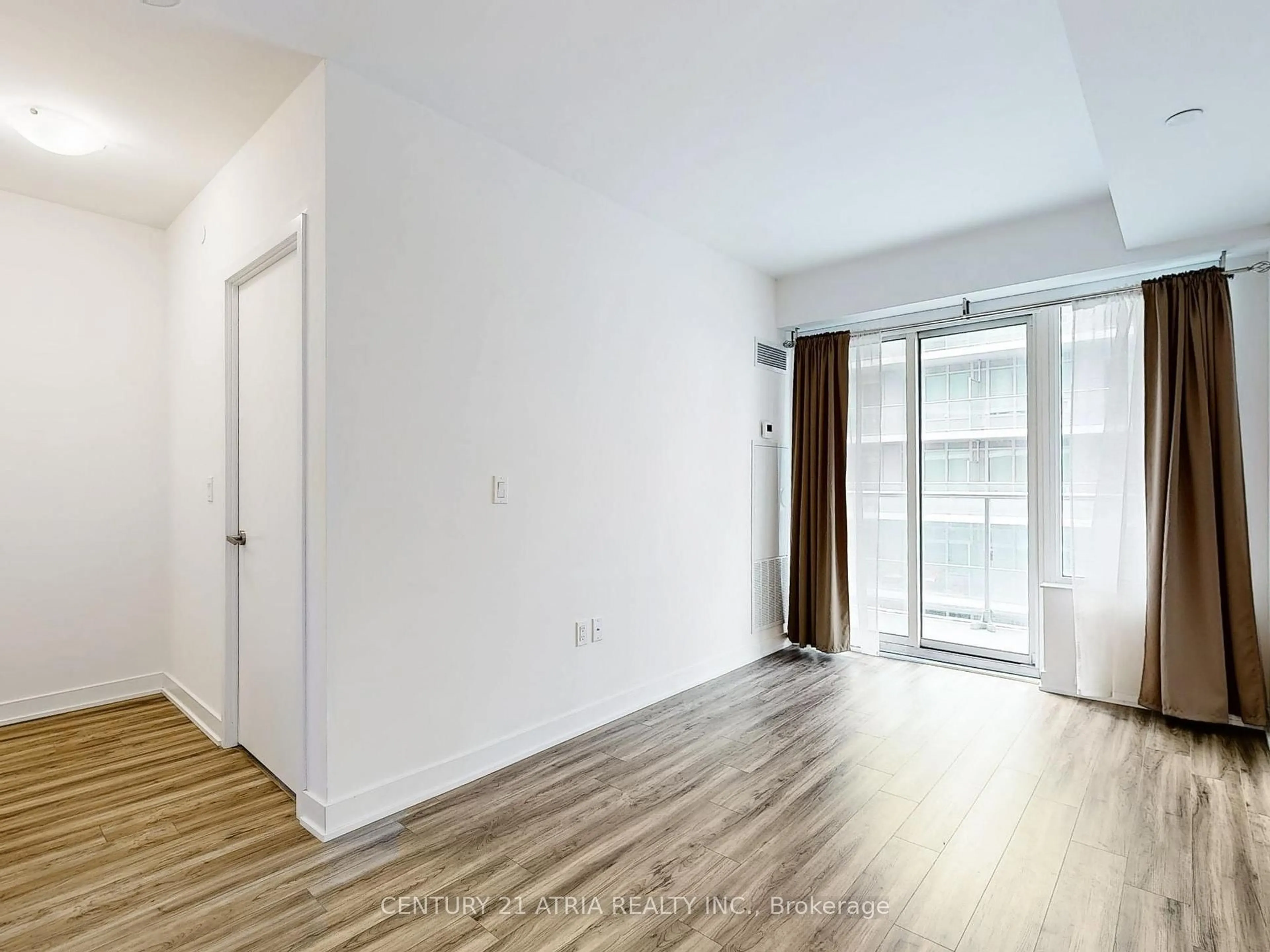 A pic of a room for 99 Broadway Ave #3507, Toronto Ontario M4P 0E3