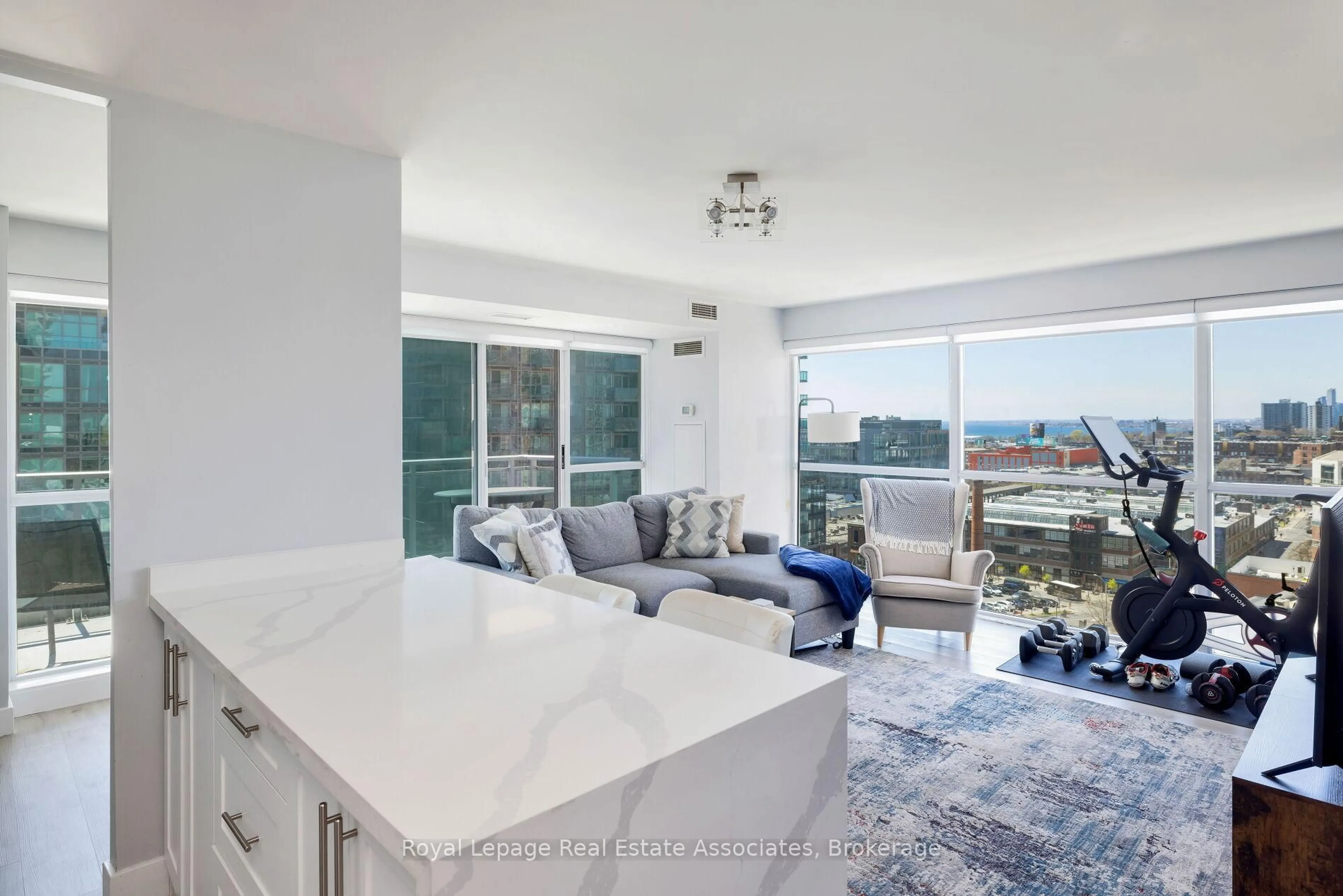 Unknown for 100 Western Battery Rd #1203, Toronto Ontario M6K 3S2