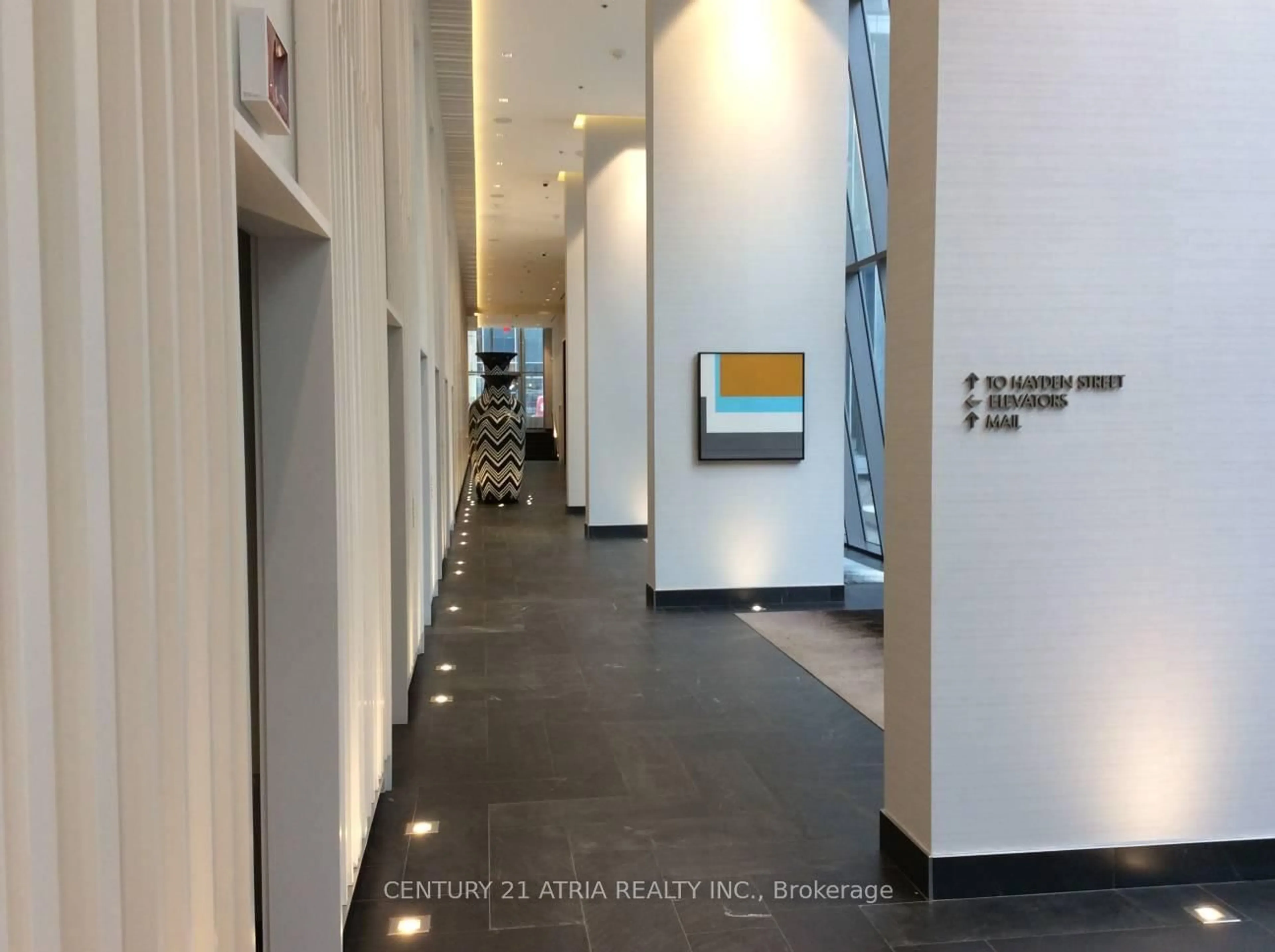 Indoor foyer for 42 Charles St #LPH5005, Toronto Ontario M4Y 0B7