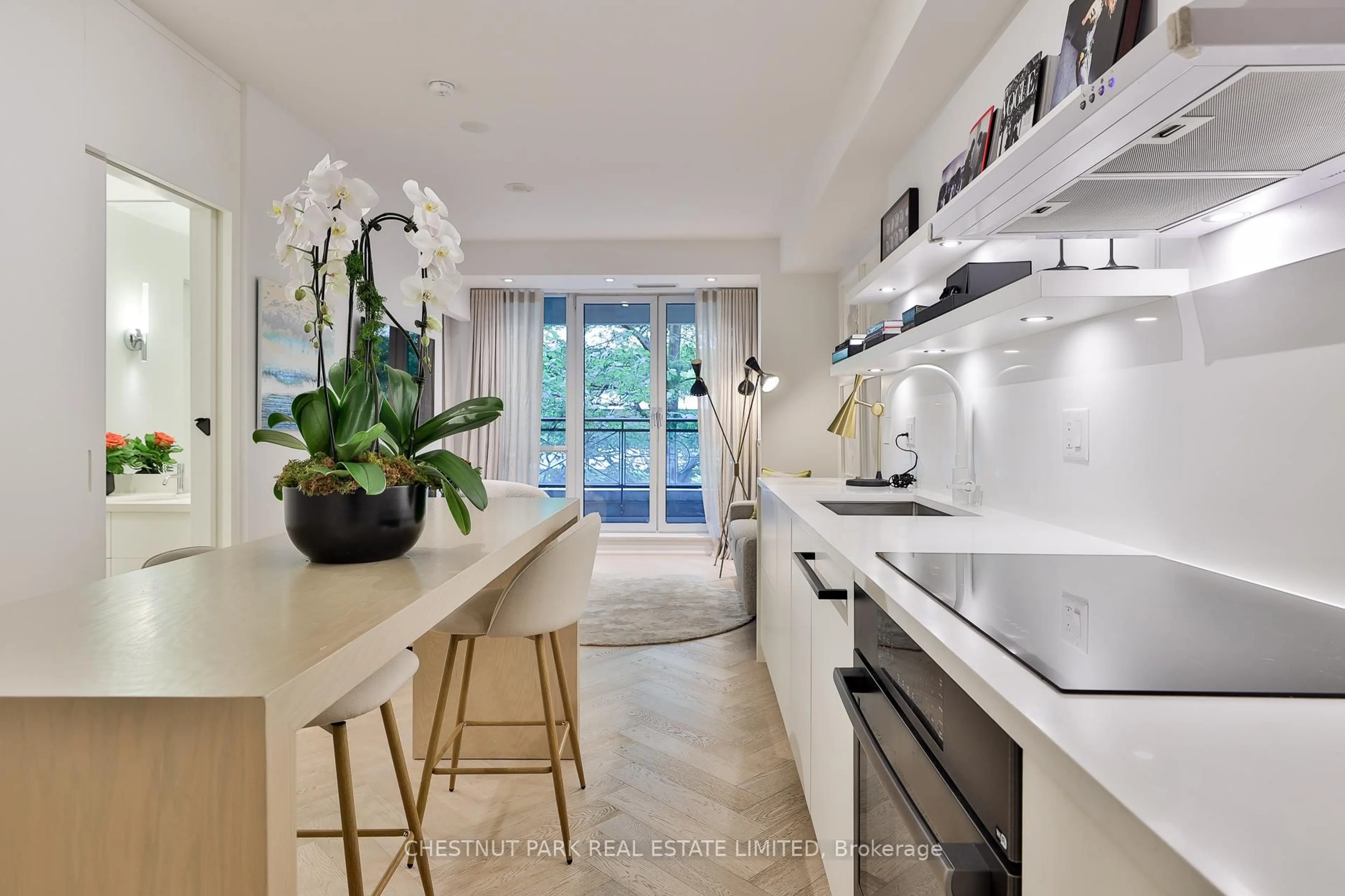 Contemporary kitchen, ceramic/tile floor for 25 Scrivener Sq #201, Toronto Ontario M4W 3Y6