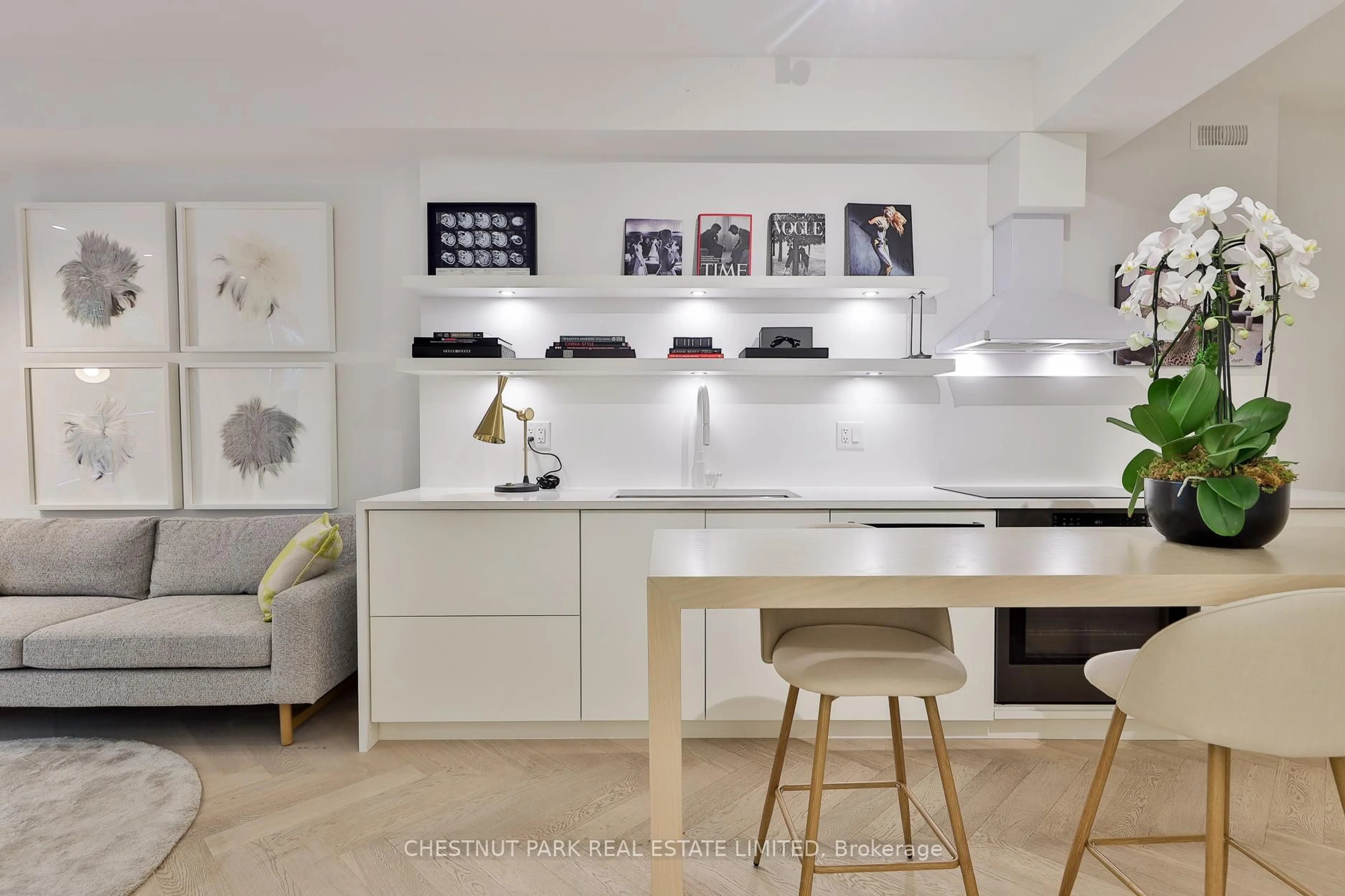 Contemporary kitchen, unknown for 25 Scrivener Sq #201, Toronto Ontario M4W 3Y6