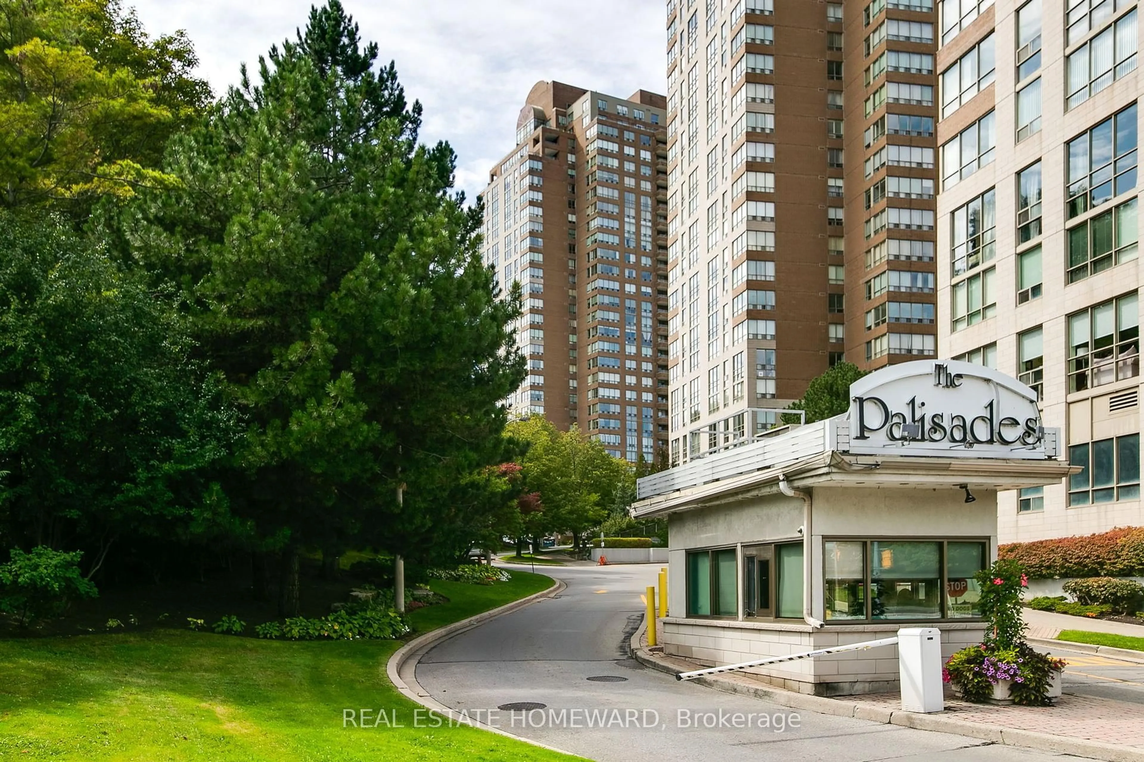 Patio, unknown for 215 Wynford Dr #1006, Toronto Ontario M3C 3P5