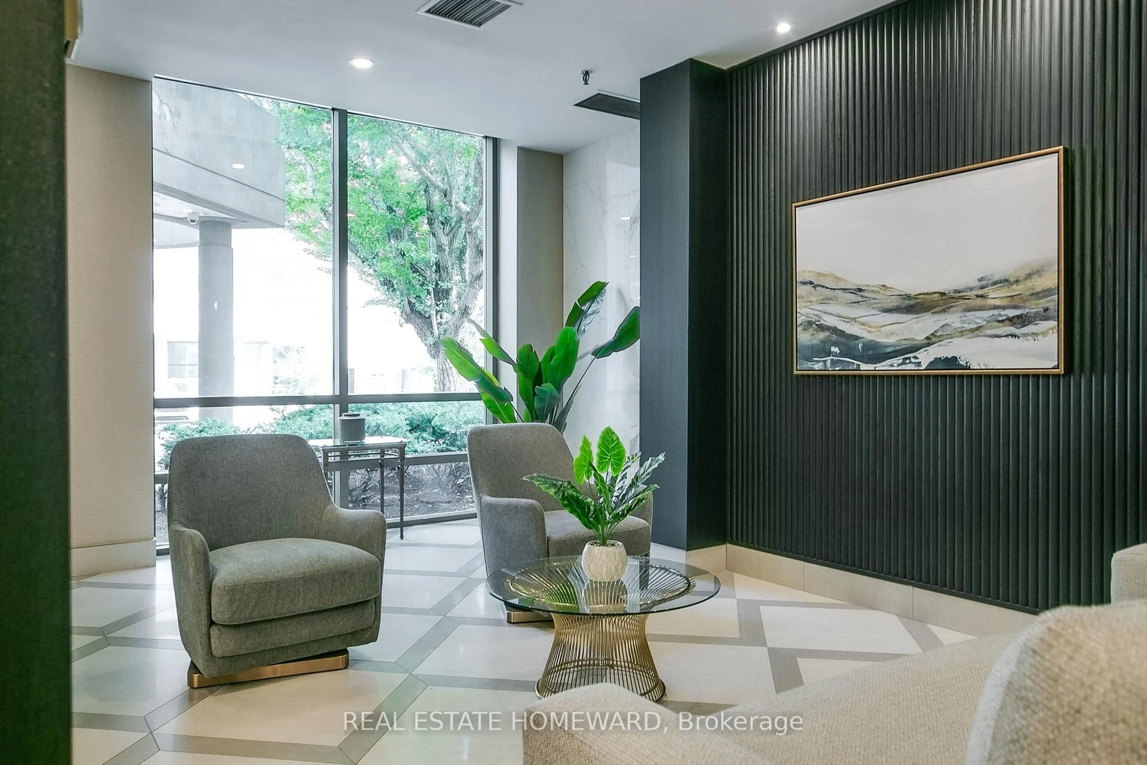 Indoor foyer for 215 Wynford Dr #1006, Toronto Ontario M3C 3P5