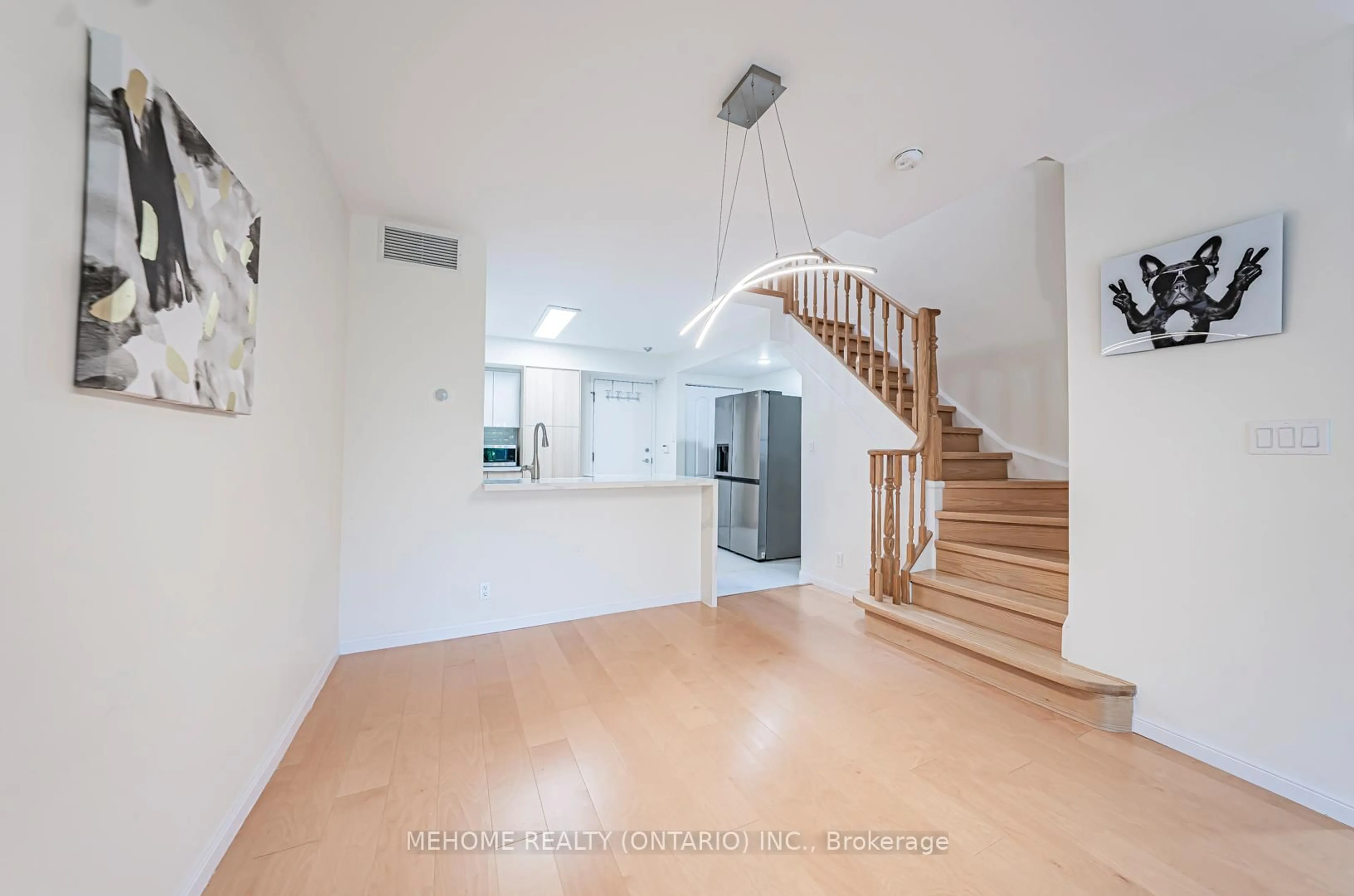 Unknown for 28 Sommerset Way #1227, Toronto Ontario M2N 6W7