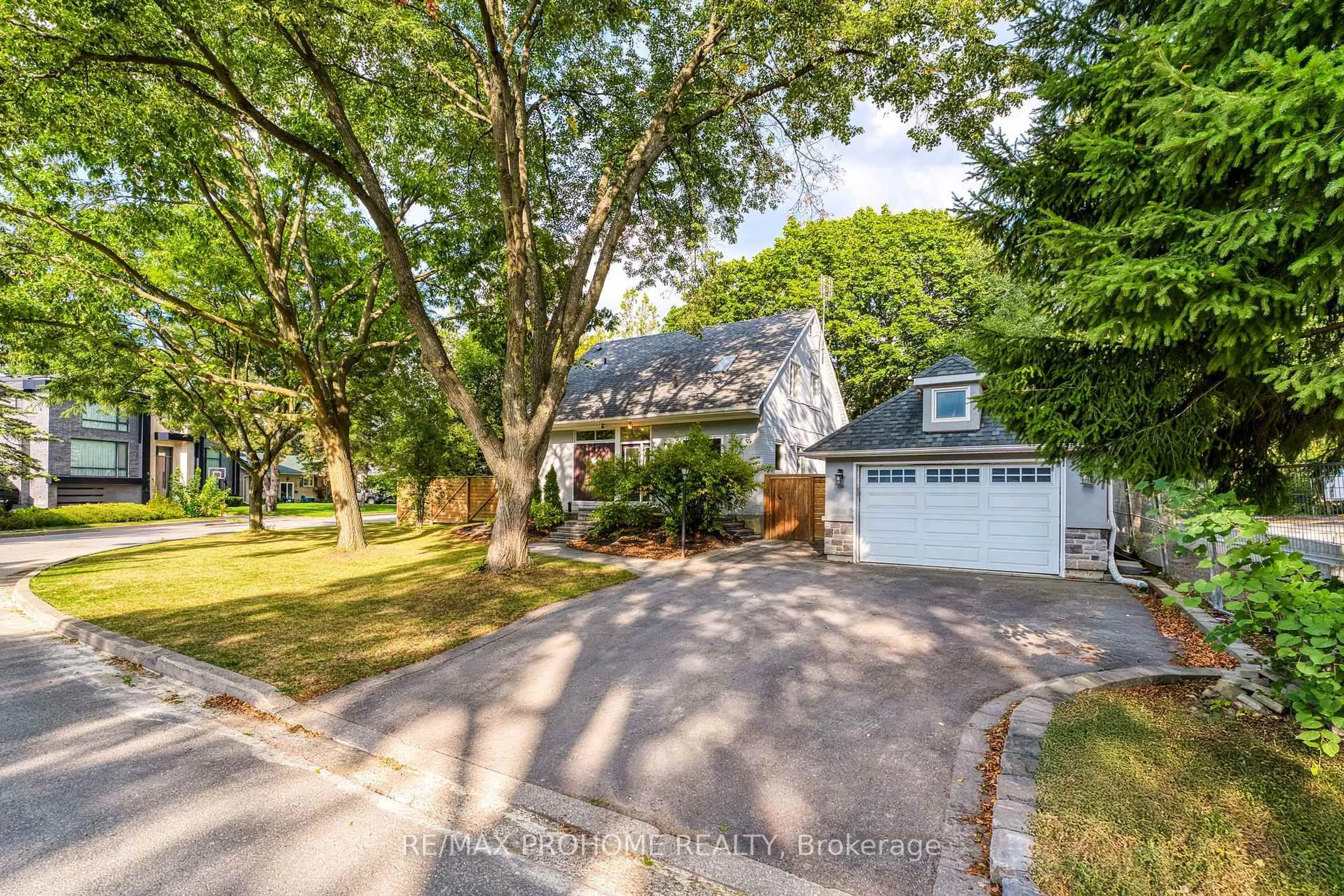 Unknown for 39 Addison Cres, Toronto Ontario M3B 1K7