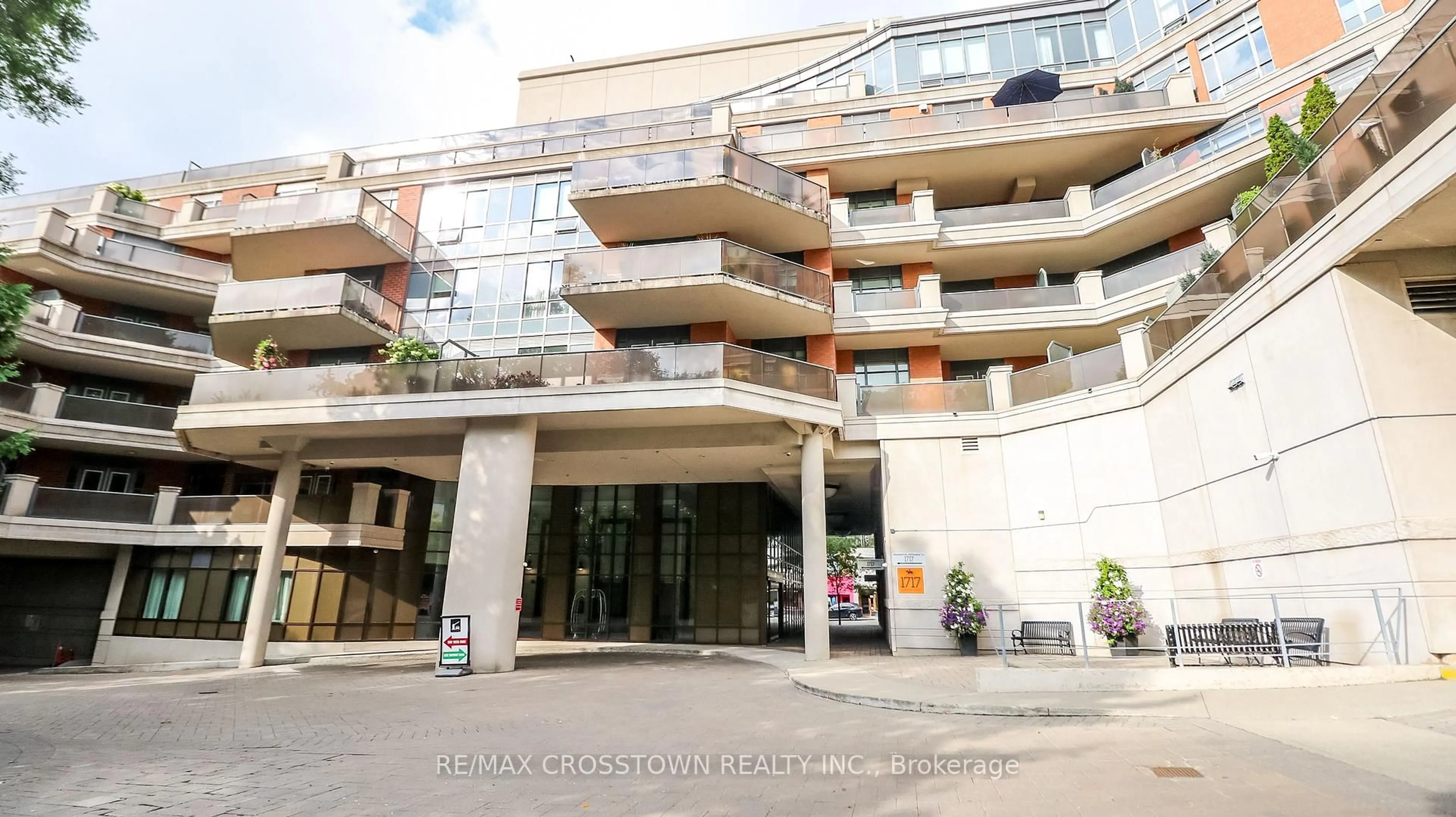 Unknown for 1717 Avenue Rd #321, Toronto Ontario M5M 0A2