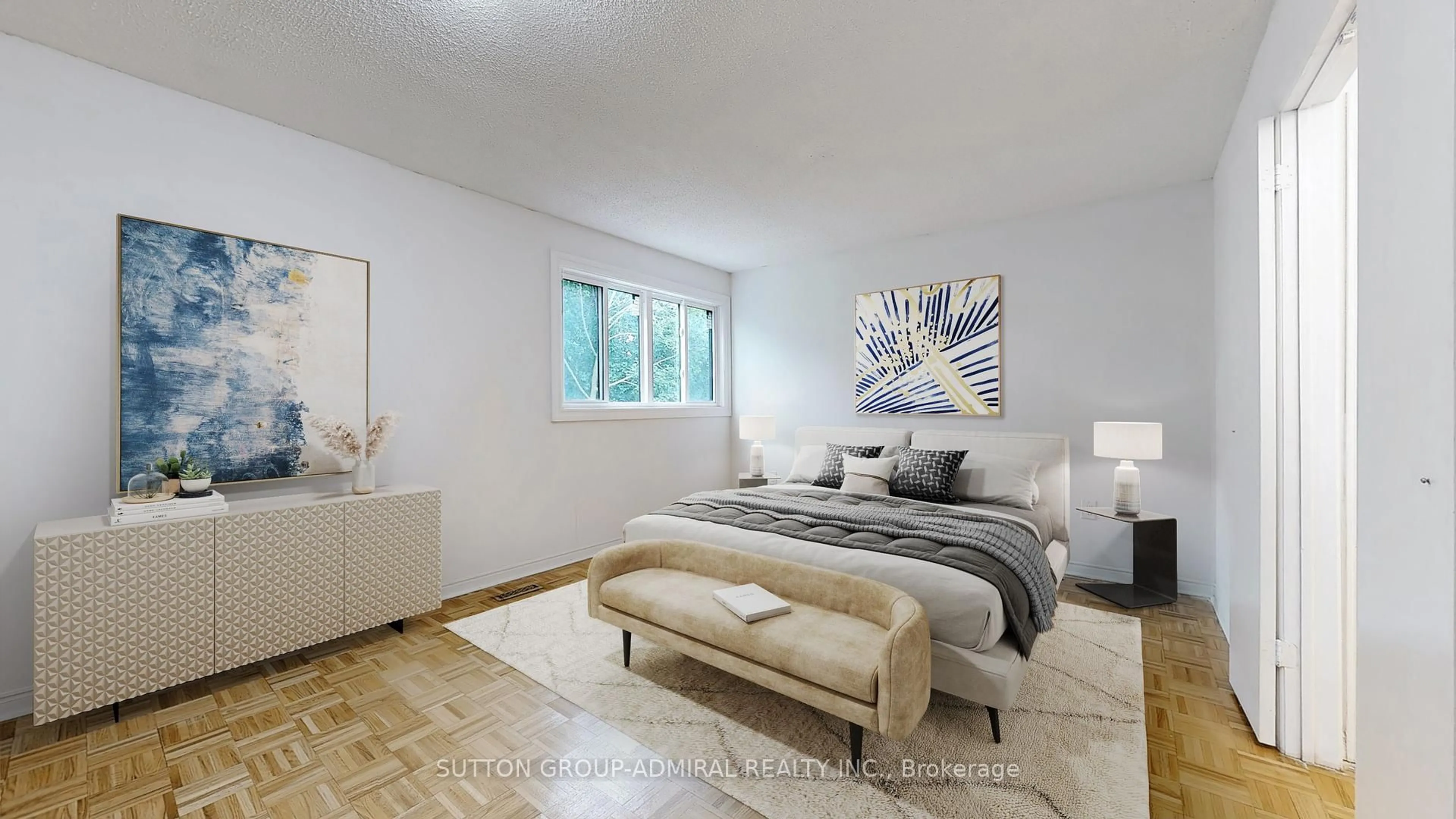 Bedroom with bed, unknown for 1305 Steeles Ave, Toronto Ontario M2R 3N2