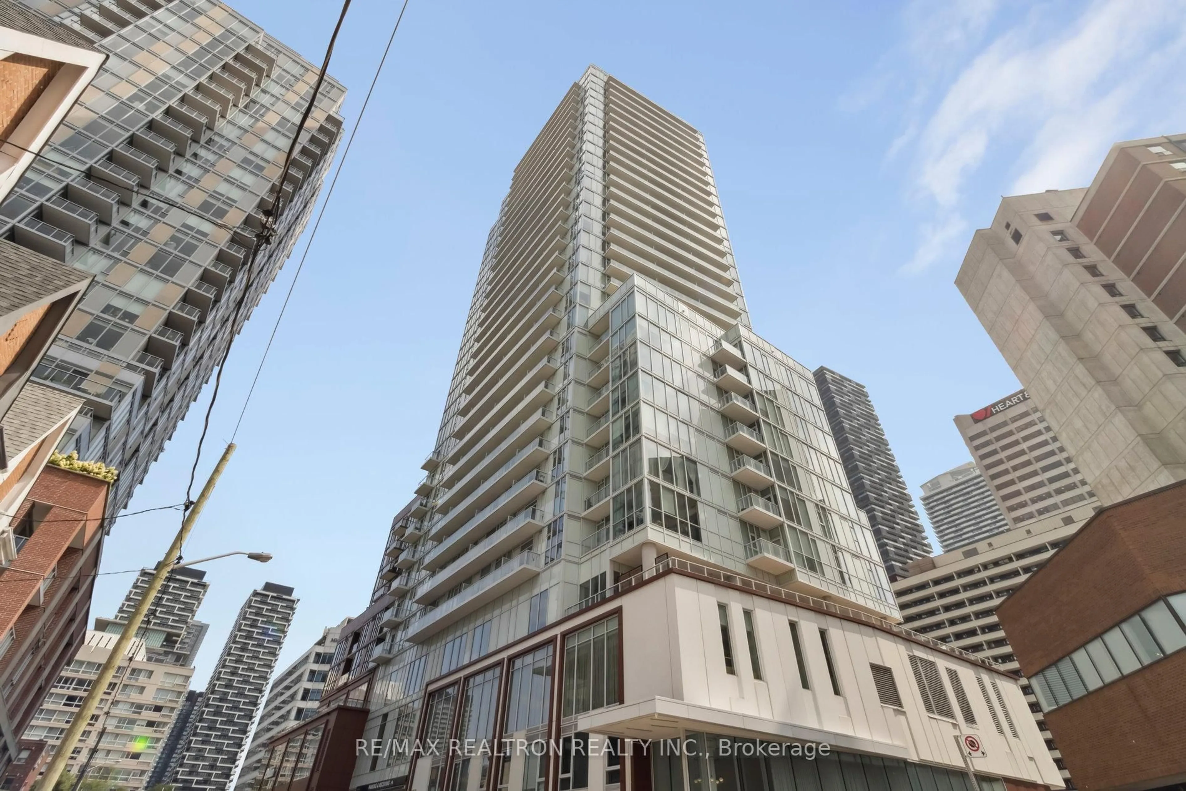 Unknown for 33 Helendale Ave #2207, Toronto Ontario M4S 3H7