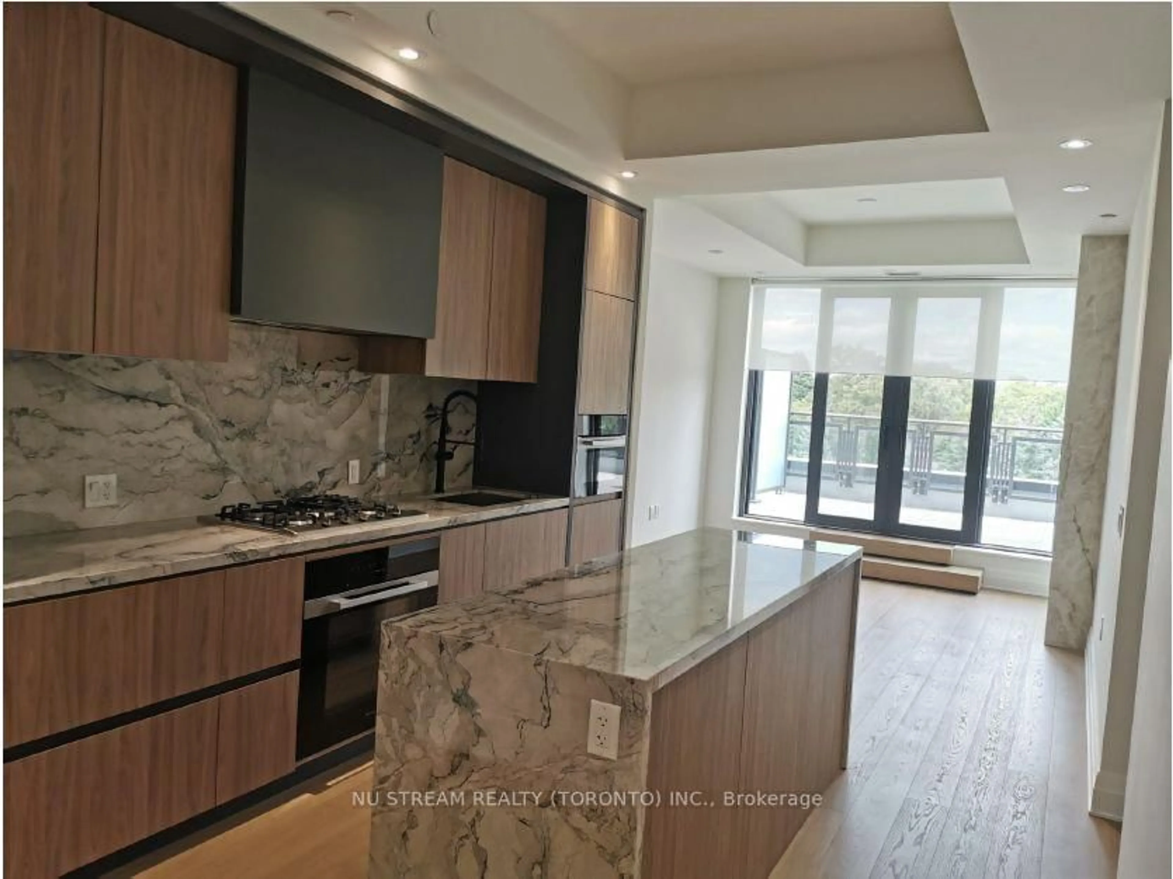 Open concept kitchen, ceramic/tile floor for 2 Forest Hill Rd #602, Toronto Ontario M4V 0B7