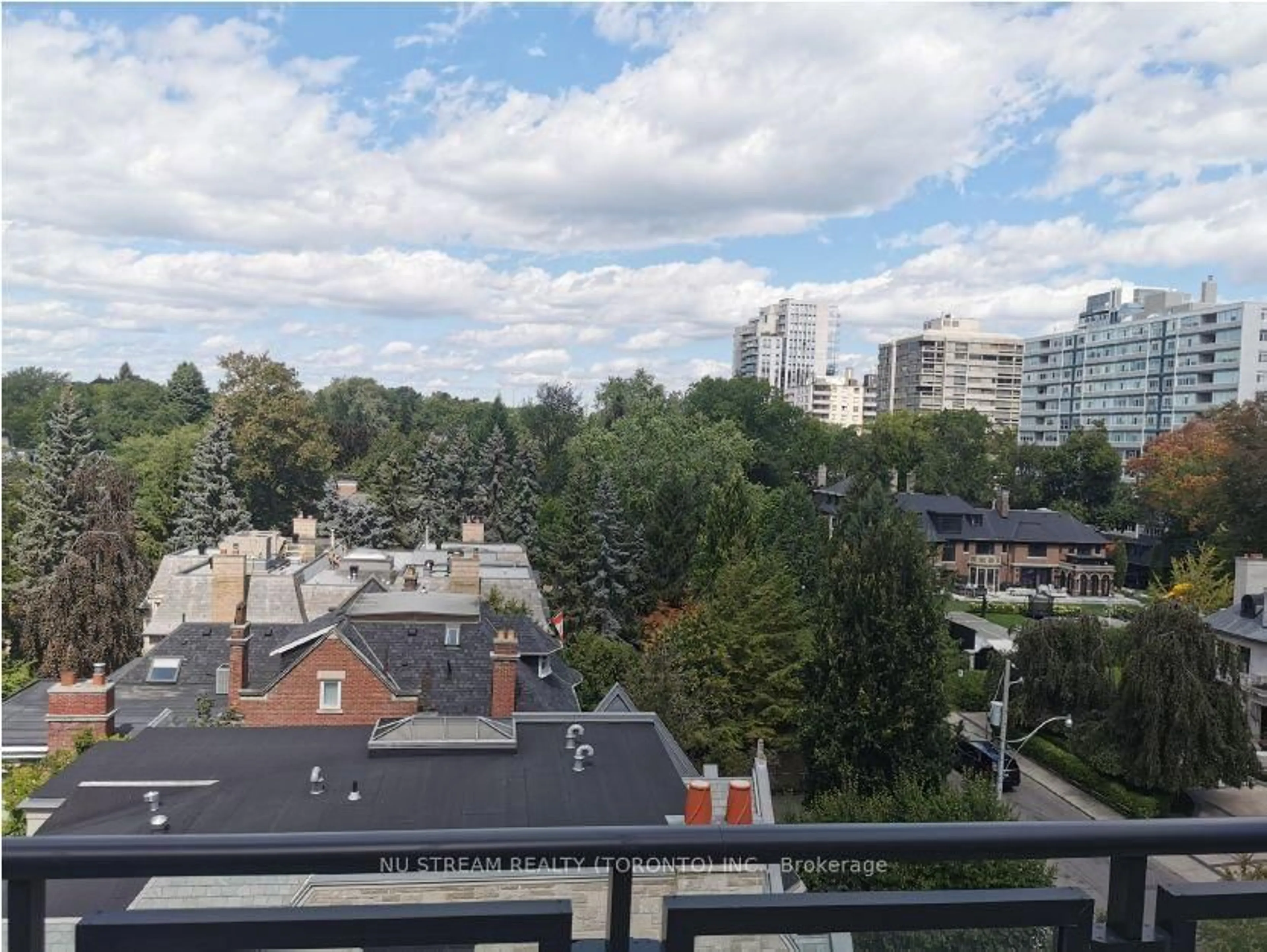 Balcony in the apartment, city buildings view from balcony for 2 Forest Hill Rd #602, Toronto Ontario M4V 0B7