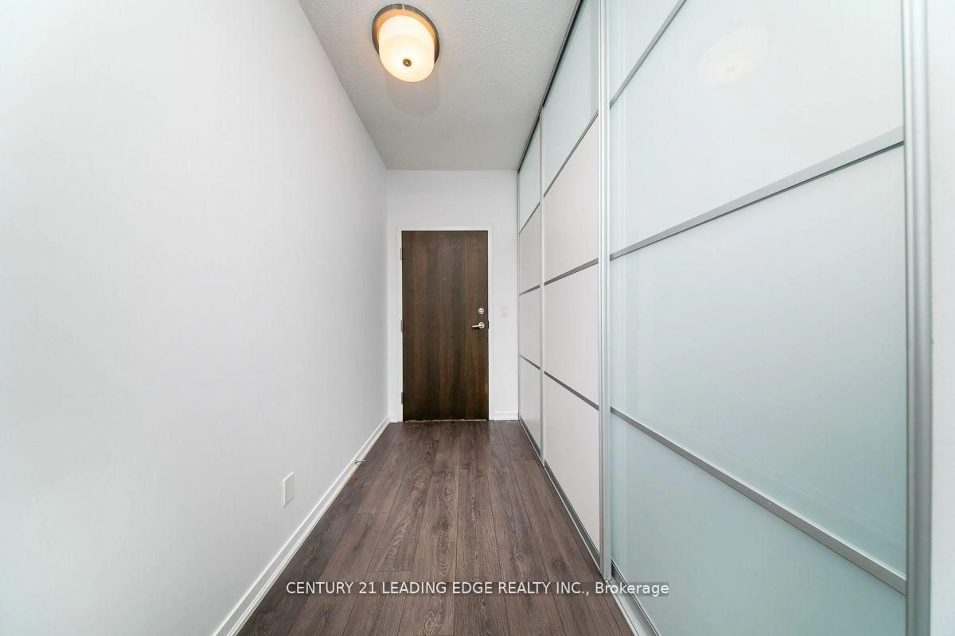 Indoor entryway for 68 Abell St #616, Toronto Ontario M6J 0B1