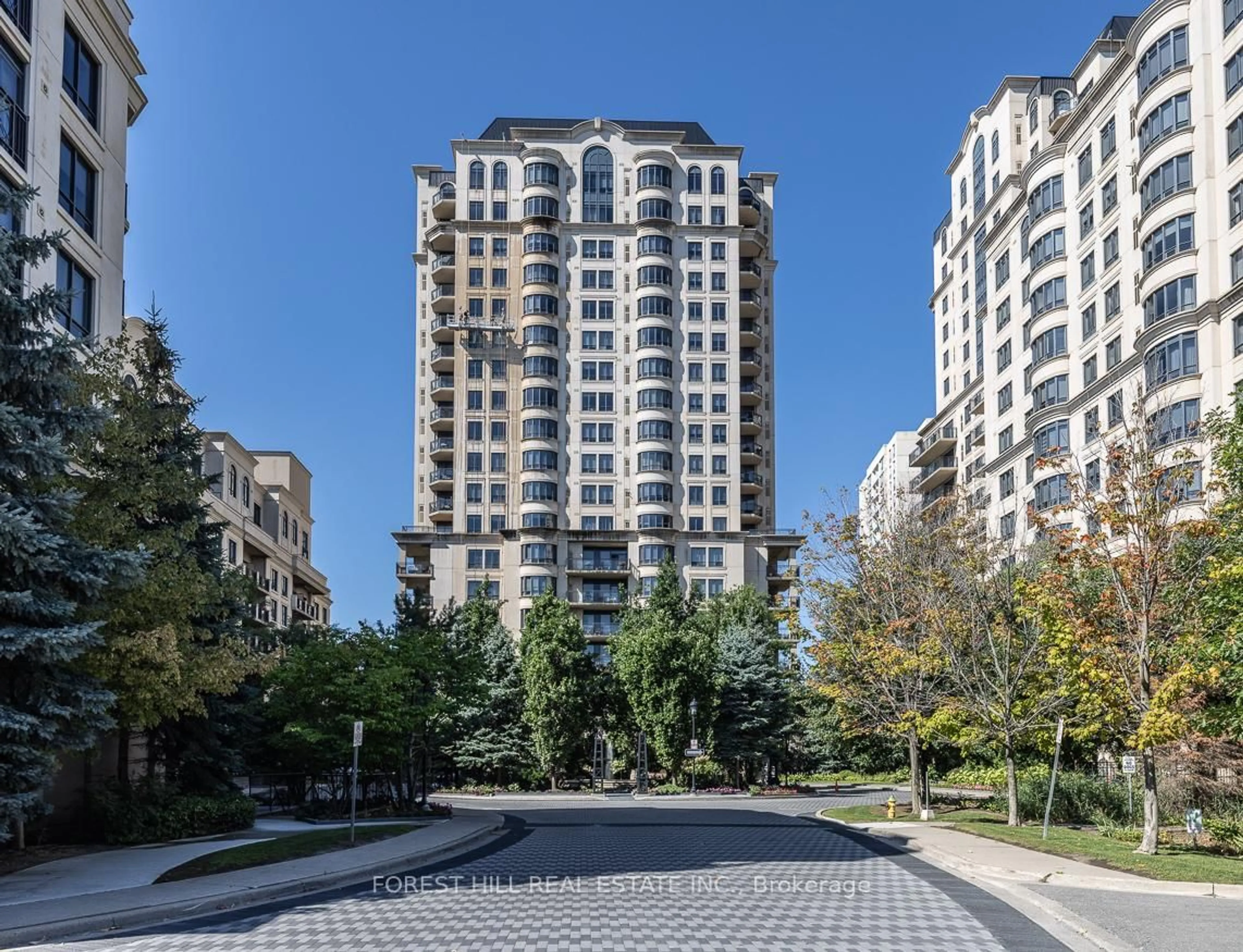 A pic from outside/outdoor area/front of a property/back of a property/a pic from drone, city buildings view from balcony for 662 Sheppard Ave #1603C, Toronto Ontario M2K 3E6