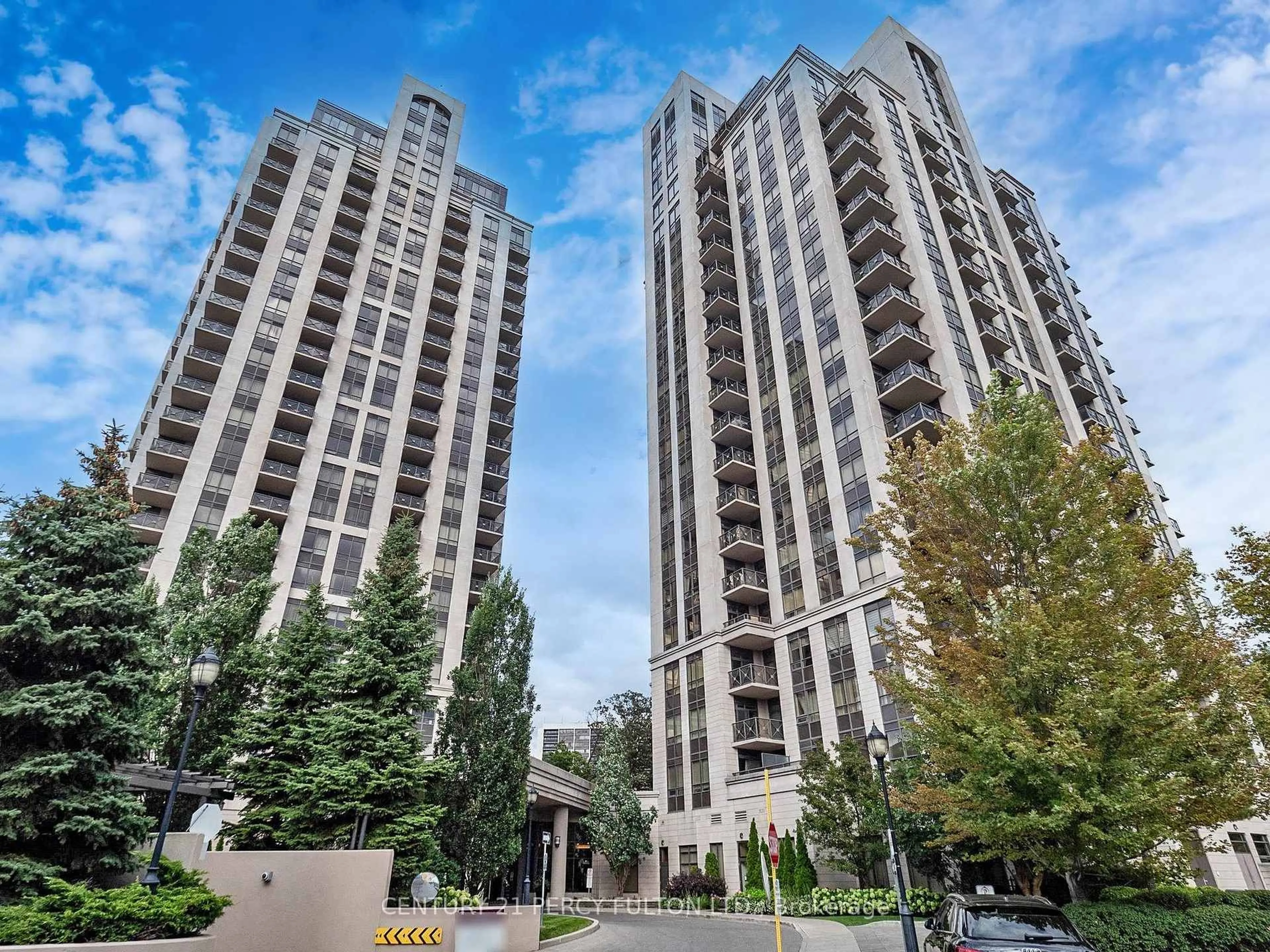 Unknown for 135 Wynford Dr #702, Toronto Ontario M3J 0J4