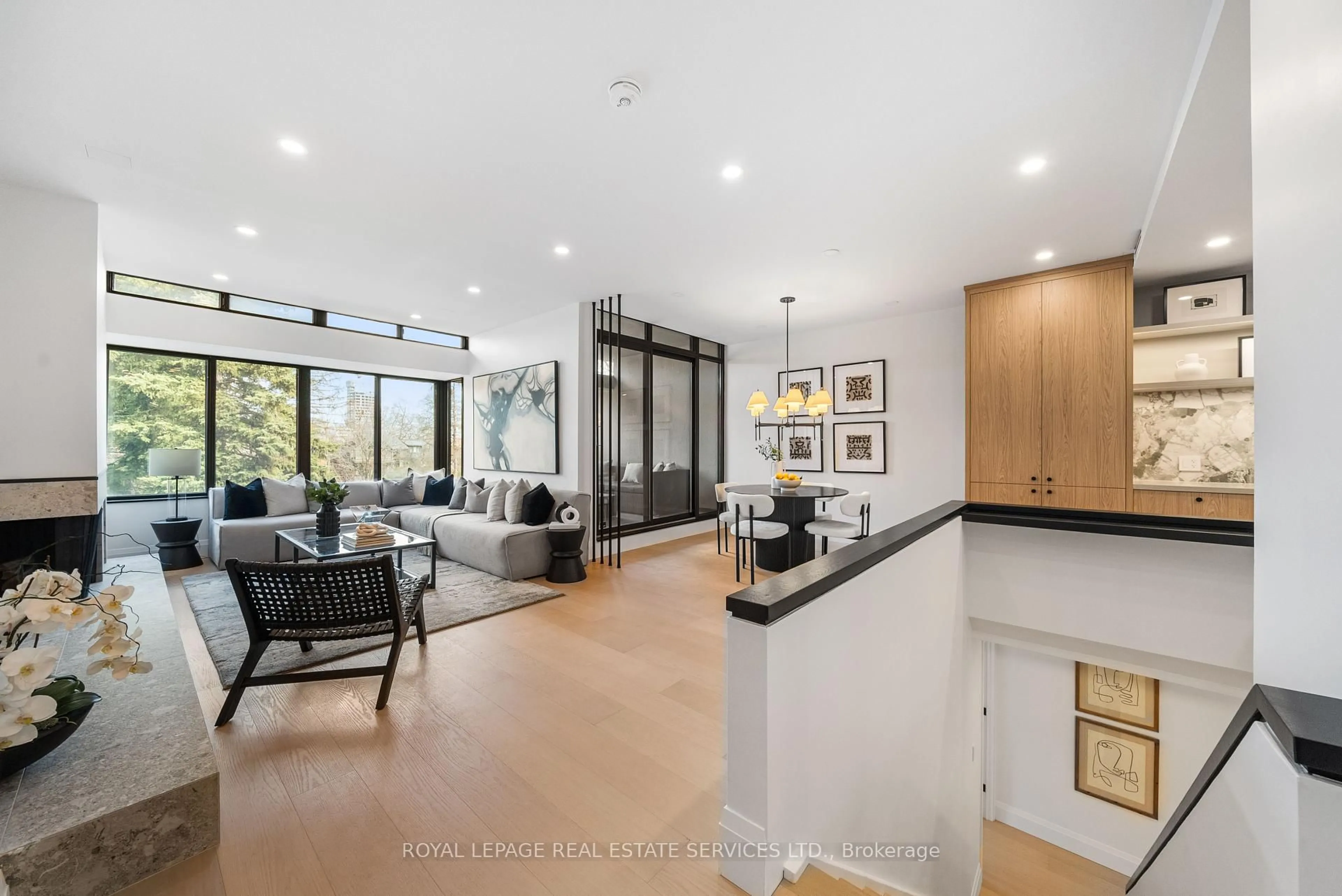 Open concept kitchen, unknown for 40 Oaklands Ave #329, Toronto Ontario M4V 2Z3