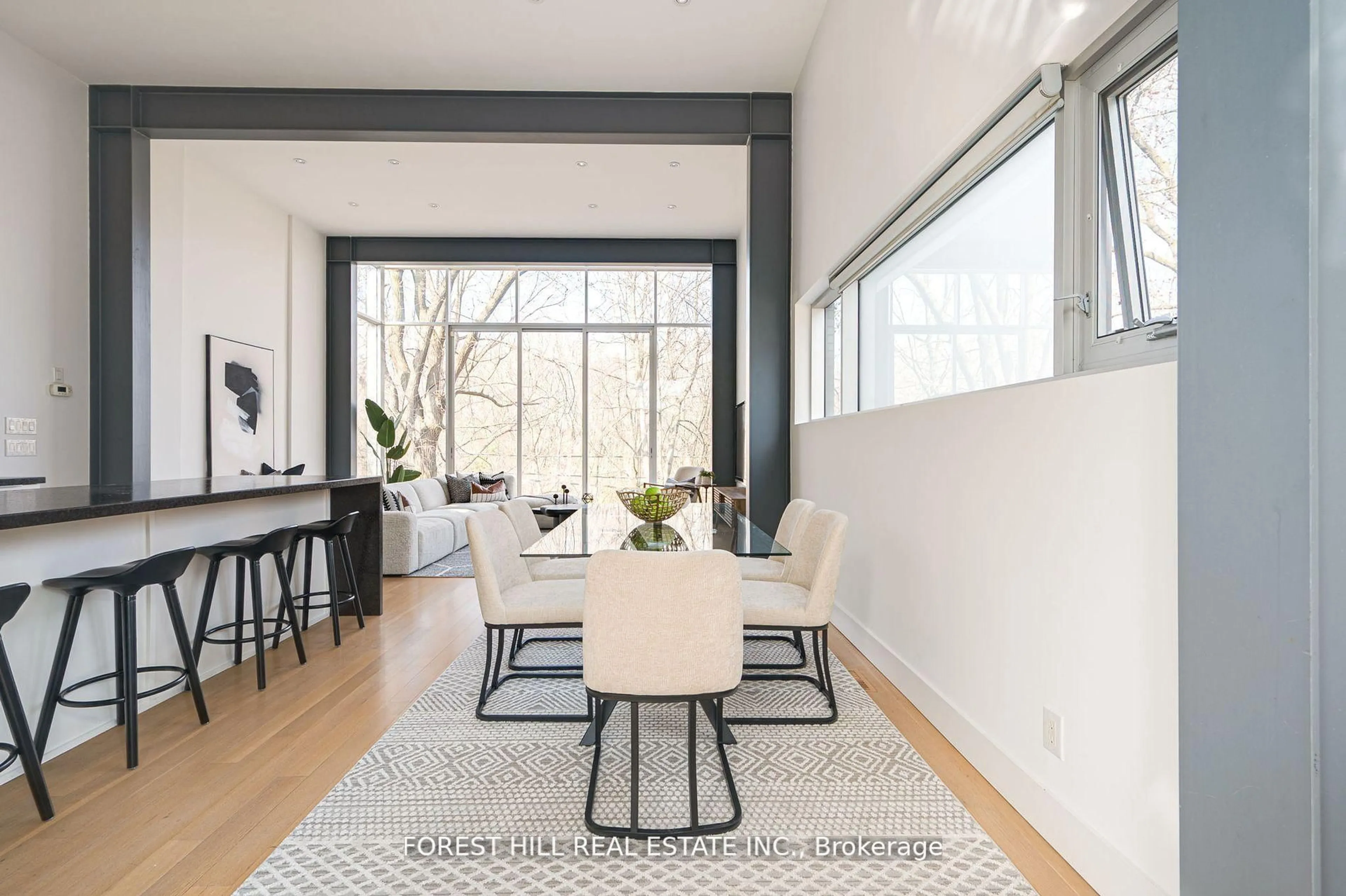 Dining room, unknown for 561 Arlington Ave, Toronto Ontario M6C 3A6
