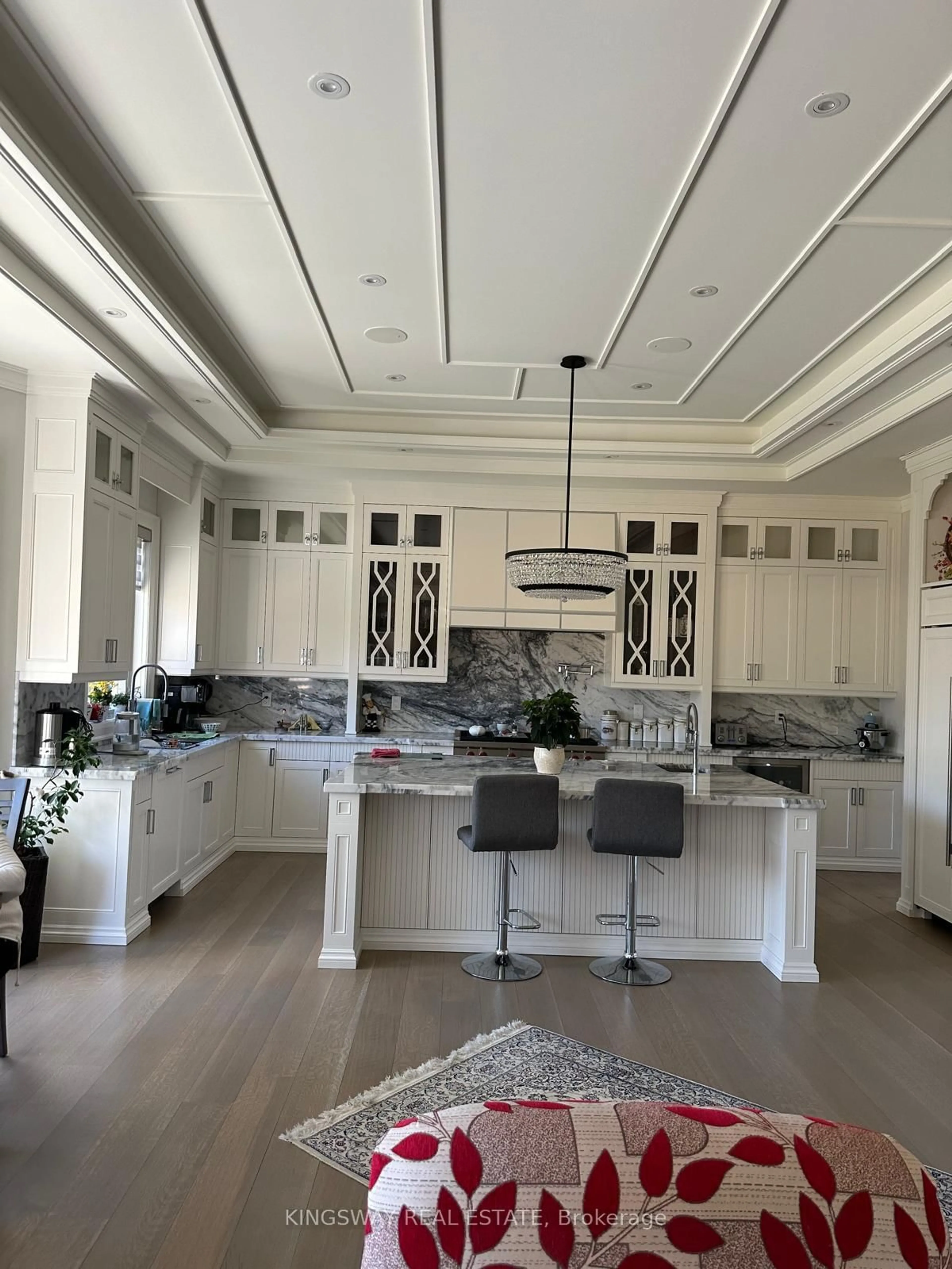 Open concept kitchen, ceramic/tile floor for 319 Betty Ann Dr, Toronto Ontario M2R 1B4