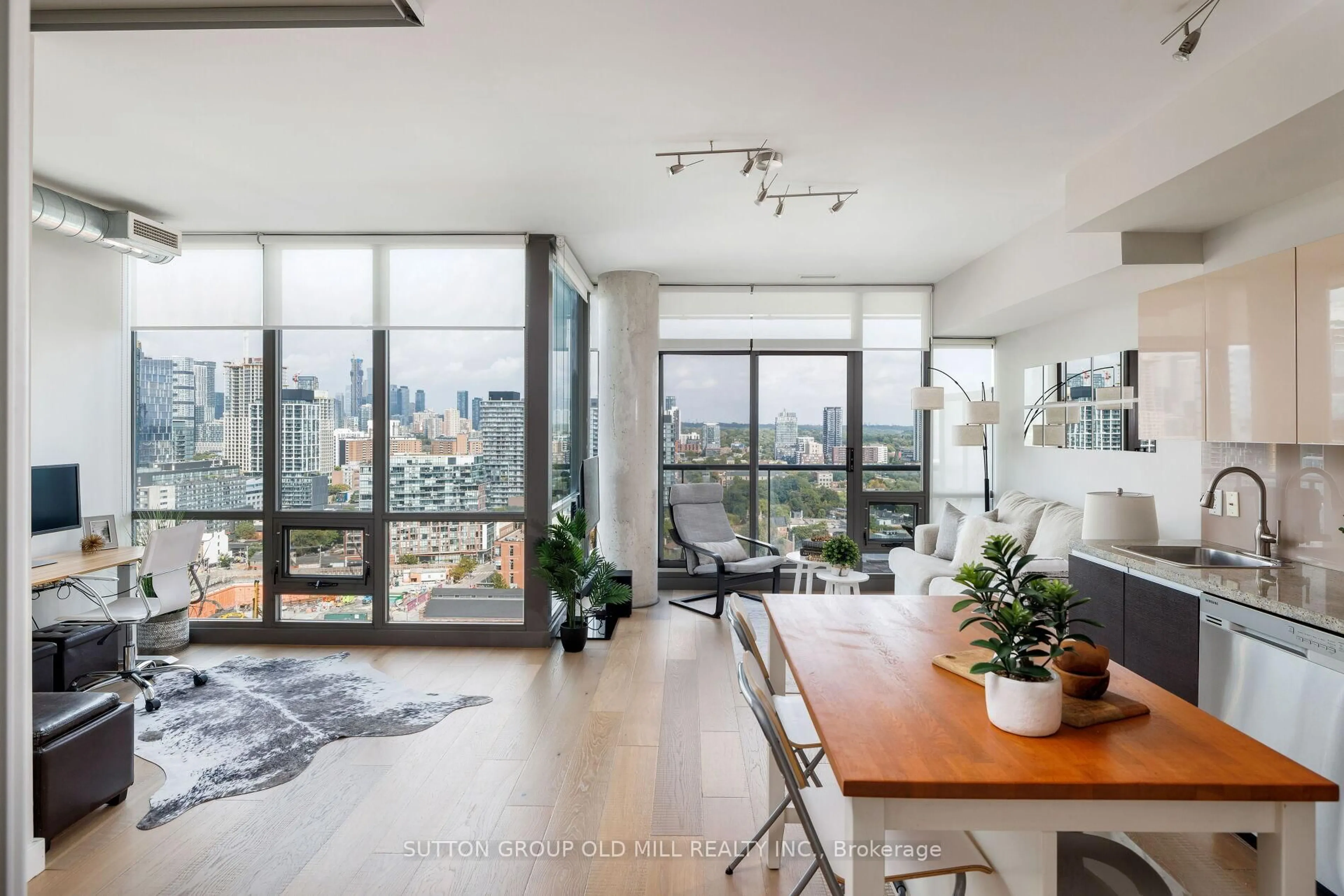 Unknown for 33 Mill St #2108, Toronto Ontario M5A 3R3