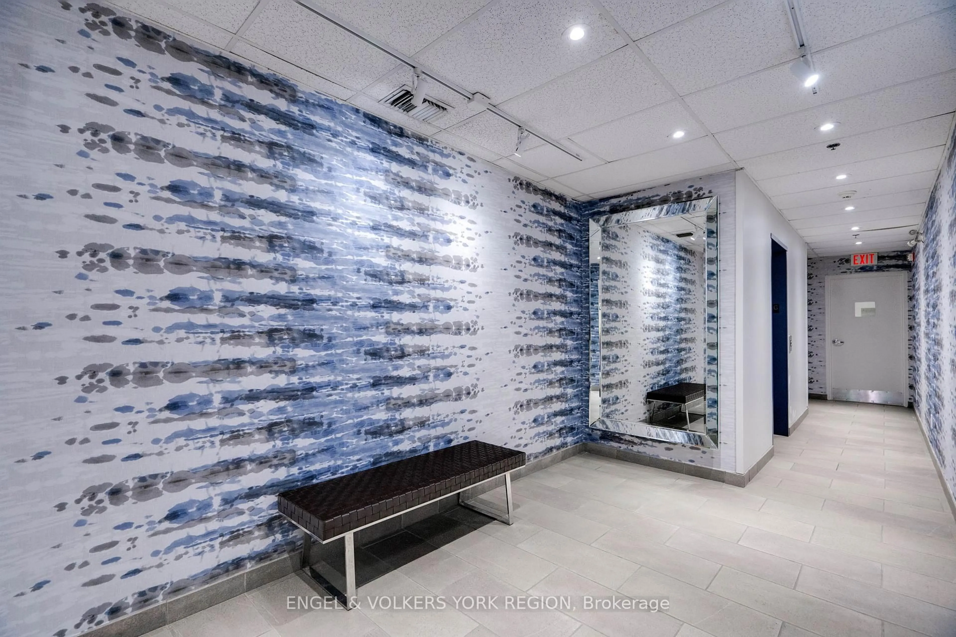 Lobby for 1174 Yonge St #203, Toronto Ontario M4W 2L9