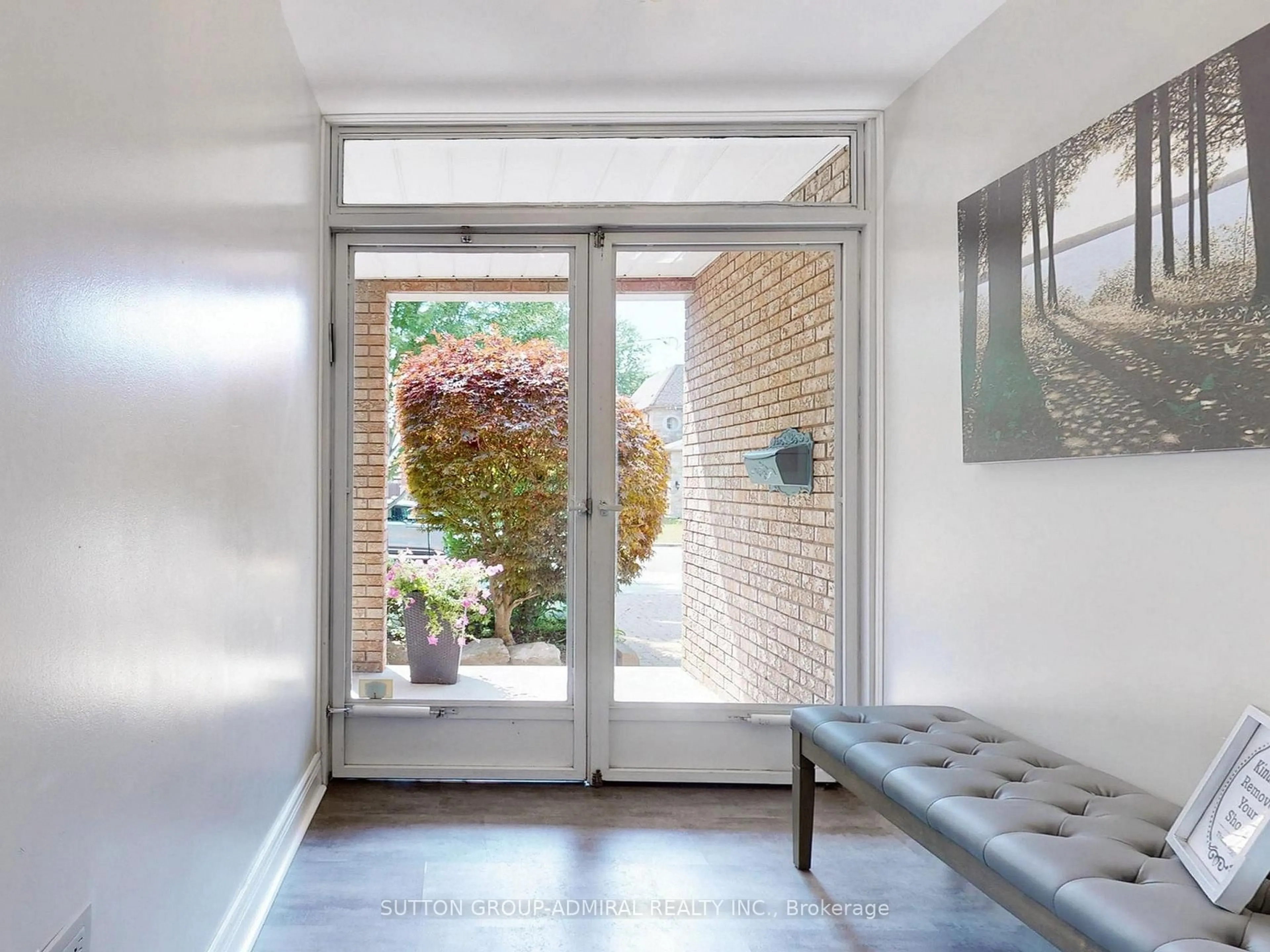 Indoor entryway for 15 Gorman Park, Toronto Ontario M3H 3K3