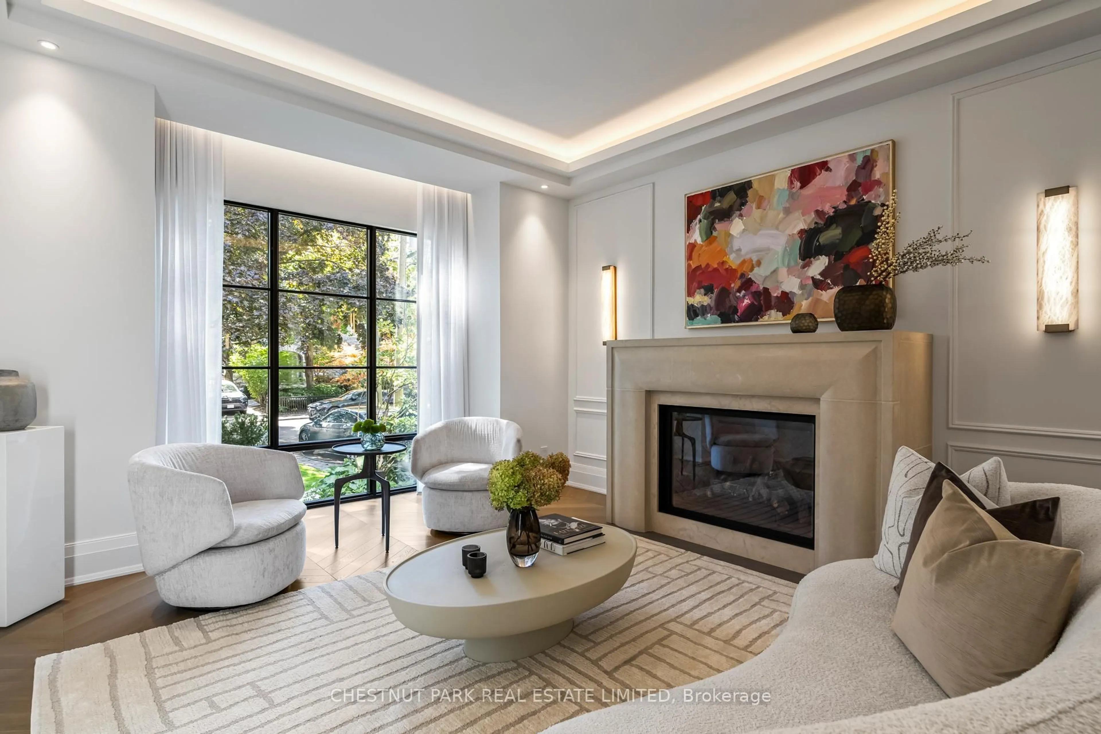 Living room with furniture, unknown for 80 Lynwood Ave, Toronto Ontario M4V 1K4