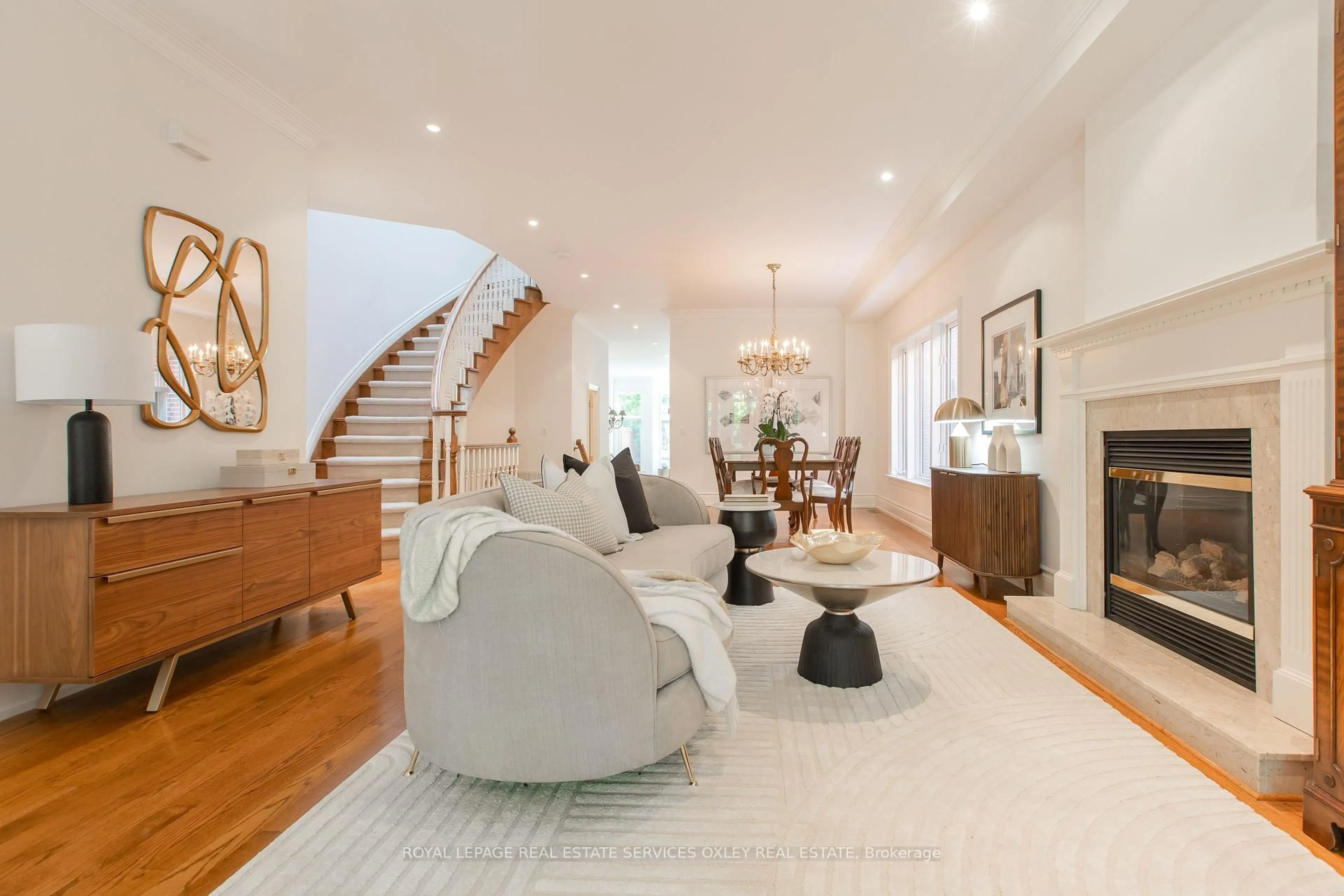 Living room with furniture, unknown for 68 Mathersfield Dr, Toronto Ontario M4W 3W5