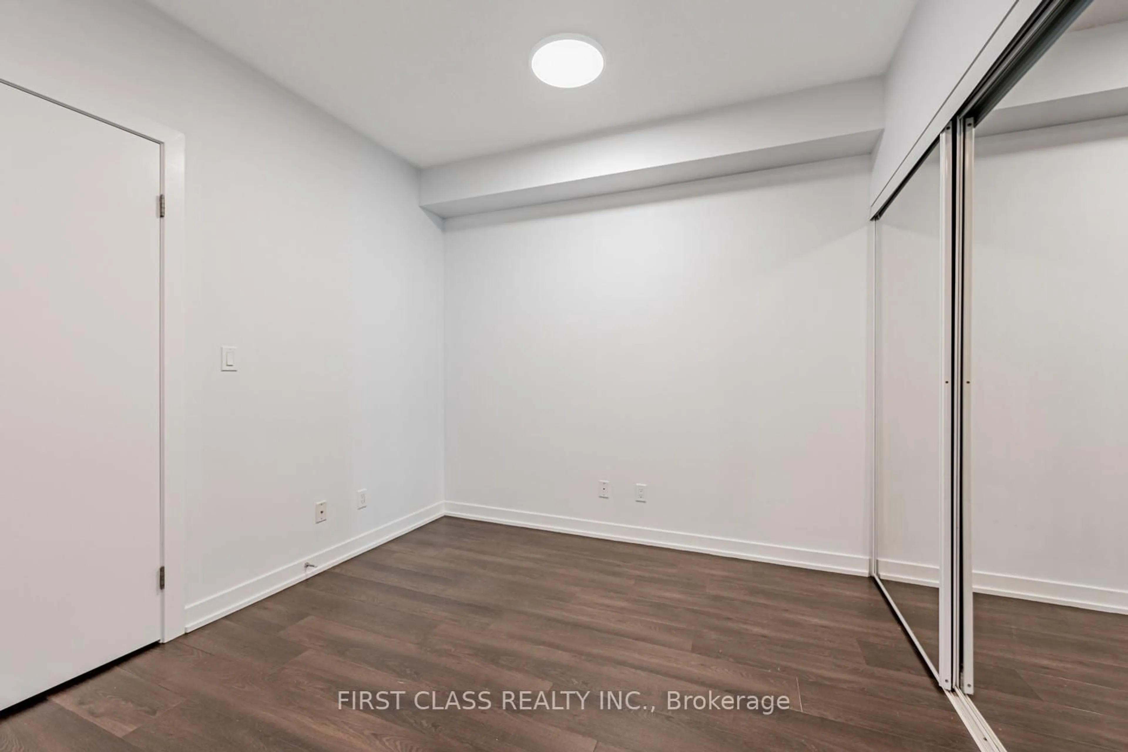 A pic of a room for 20 Bruyeres Mews #2308, Toronto Ontario M5V 0G8
