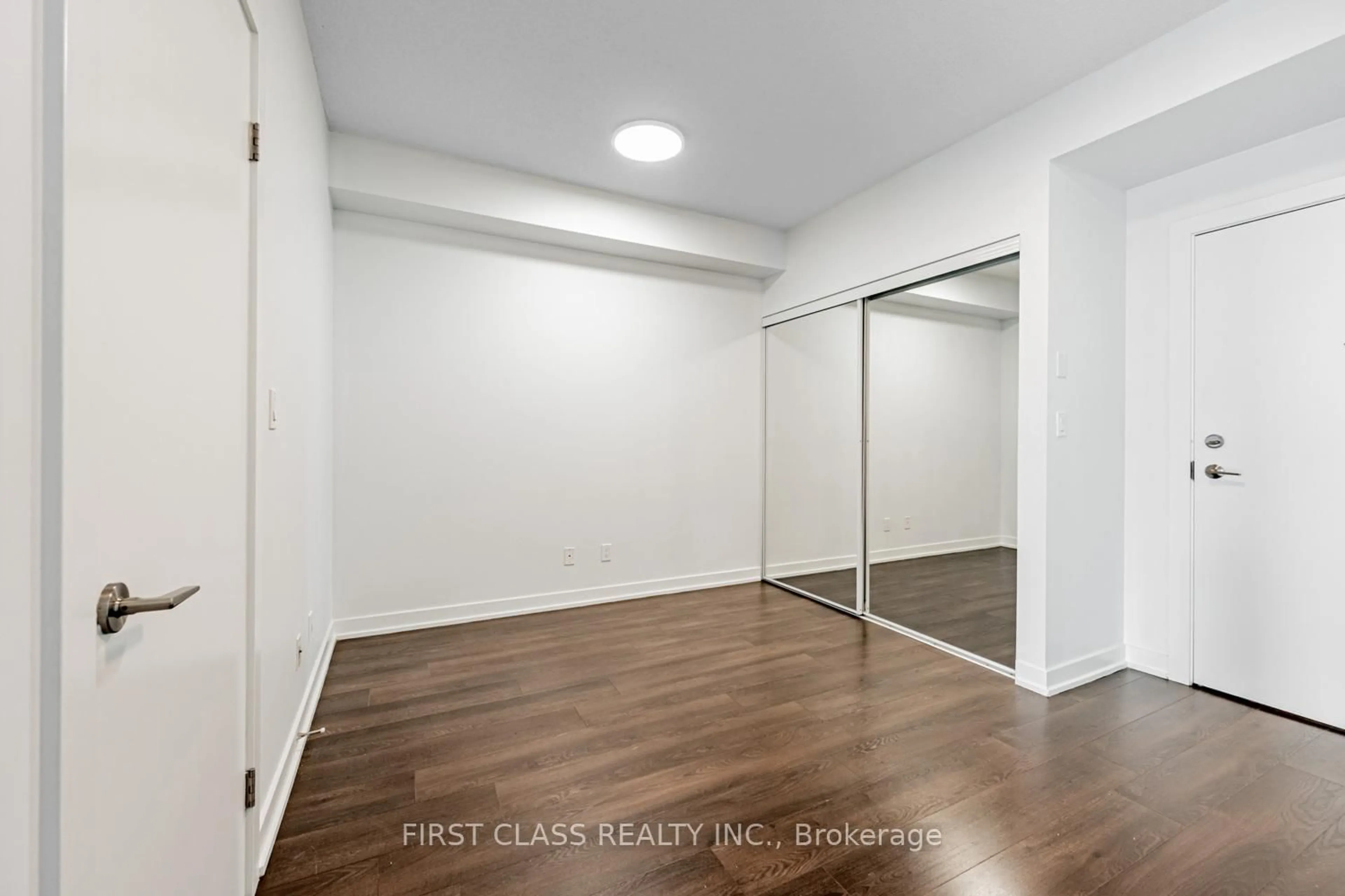 A pic of a room for 20 Bruyeres Mews #2308, Toronto Ontario M5V 0G8