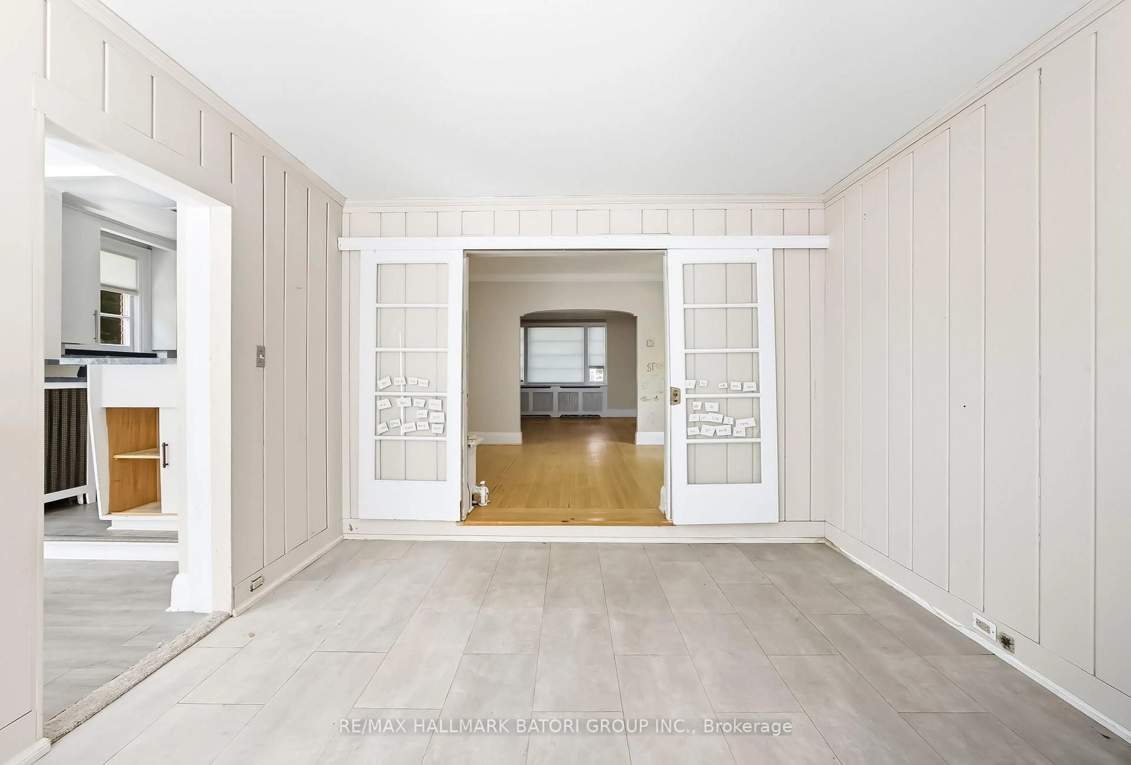 Indoor entryway for 101 Heath St, Toronto Ontario M4V 1T5