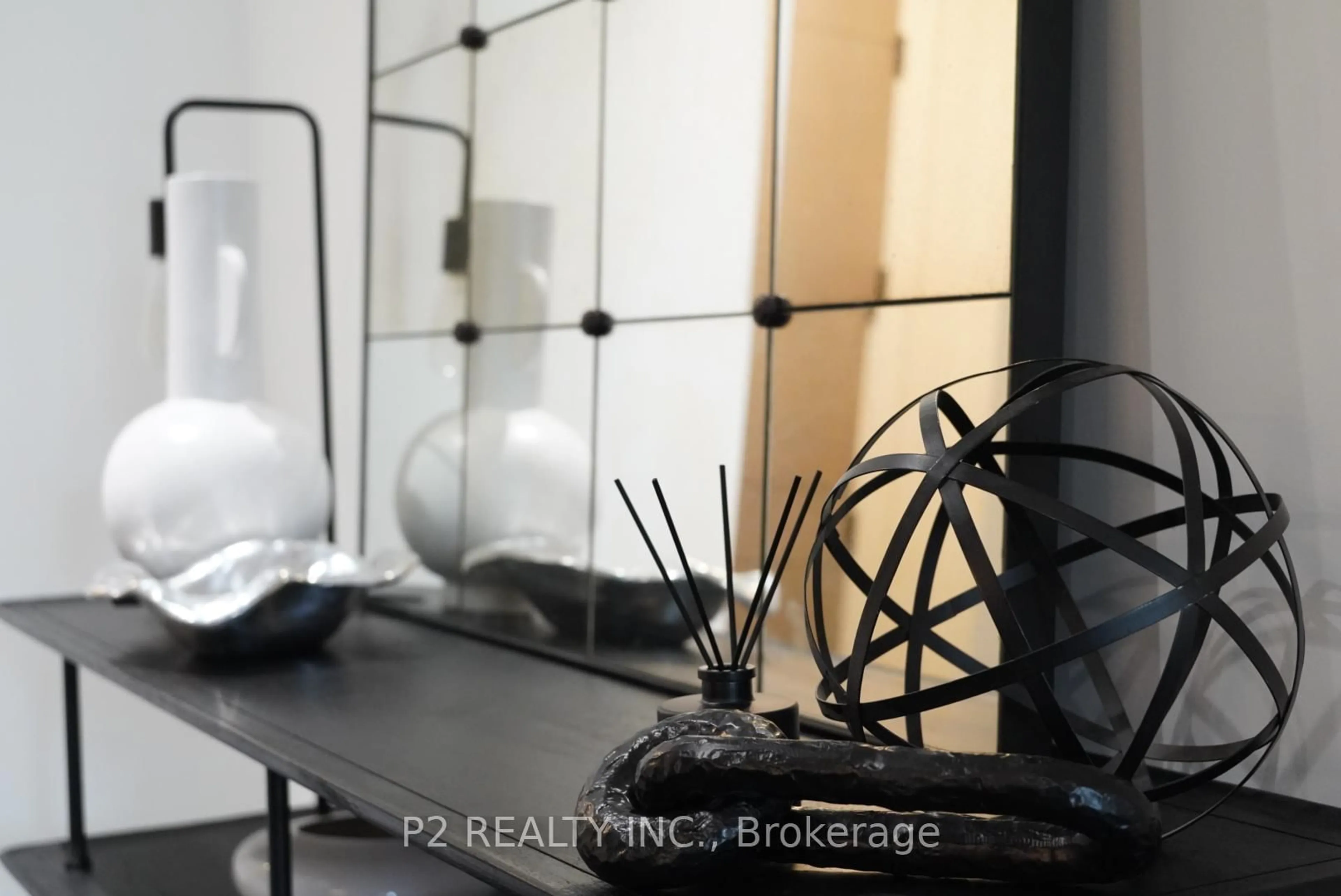 A pic of a room for 2 Forest Hill Rd #206, Toronto Ontario M4V 2L3