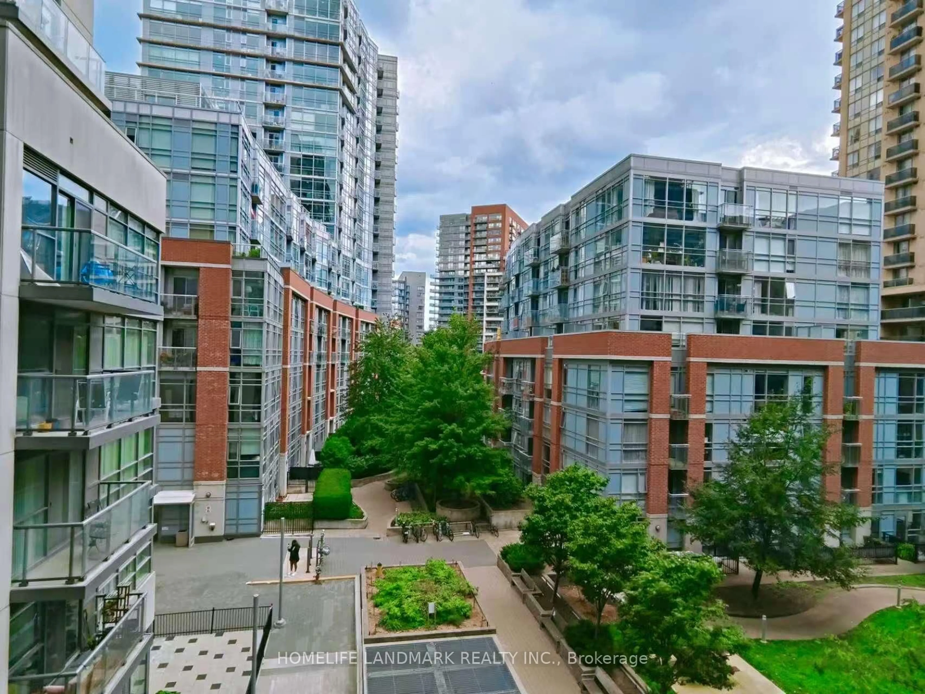 A pic from outside/outdoor area/front of a property/back of a property/a pic from drone, city buildings view from balcony for 68 Abell St #502, Toronto Ontario M6J 0B1
