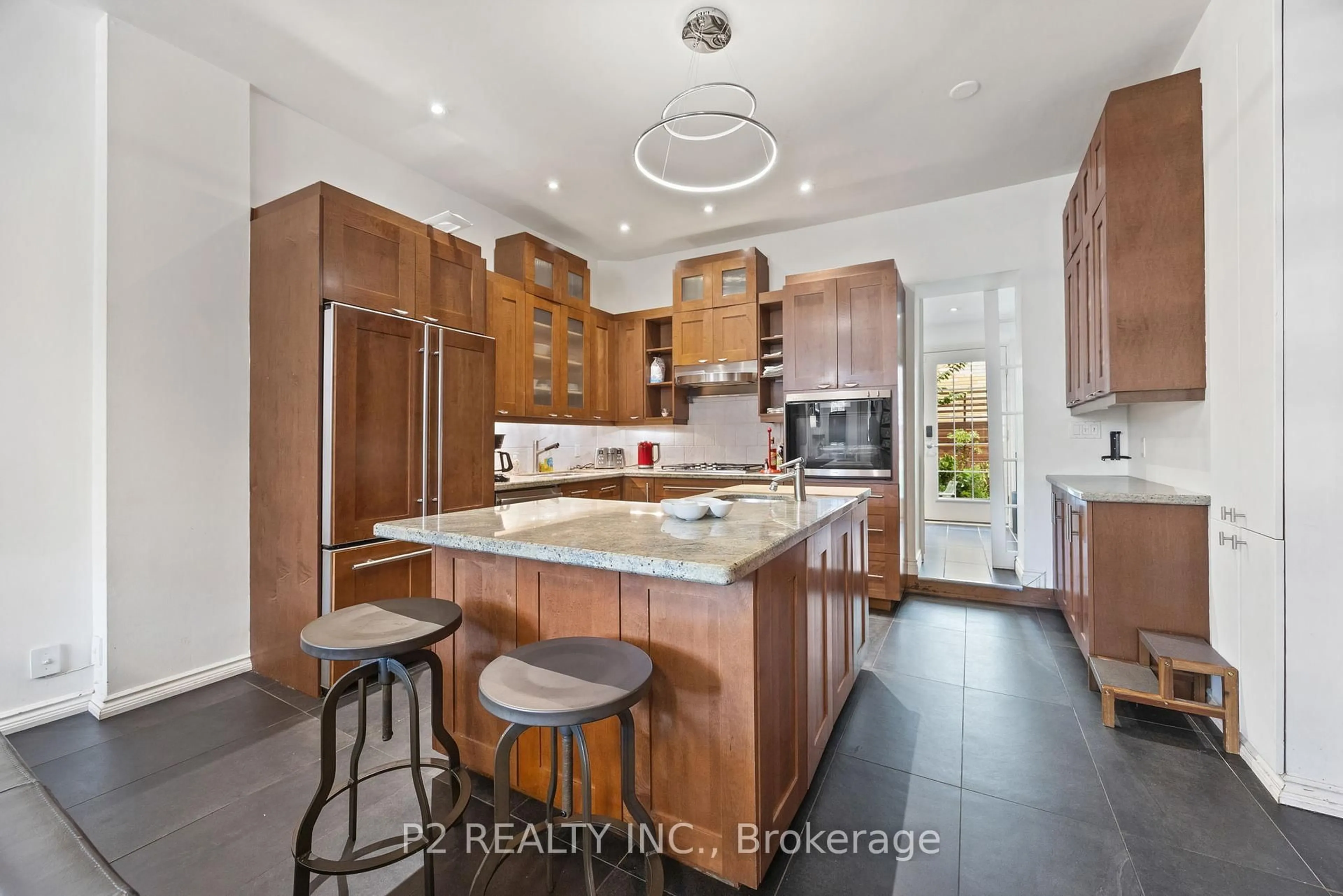 Open concept kitchen, ceramic/tile floor for 84 London St #206, Toronto Ontario M6G 1N5