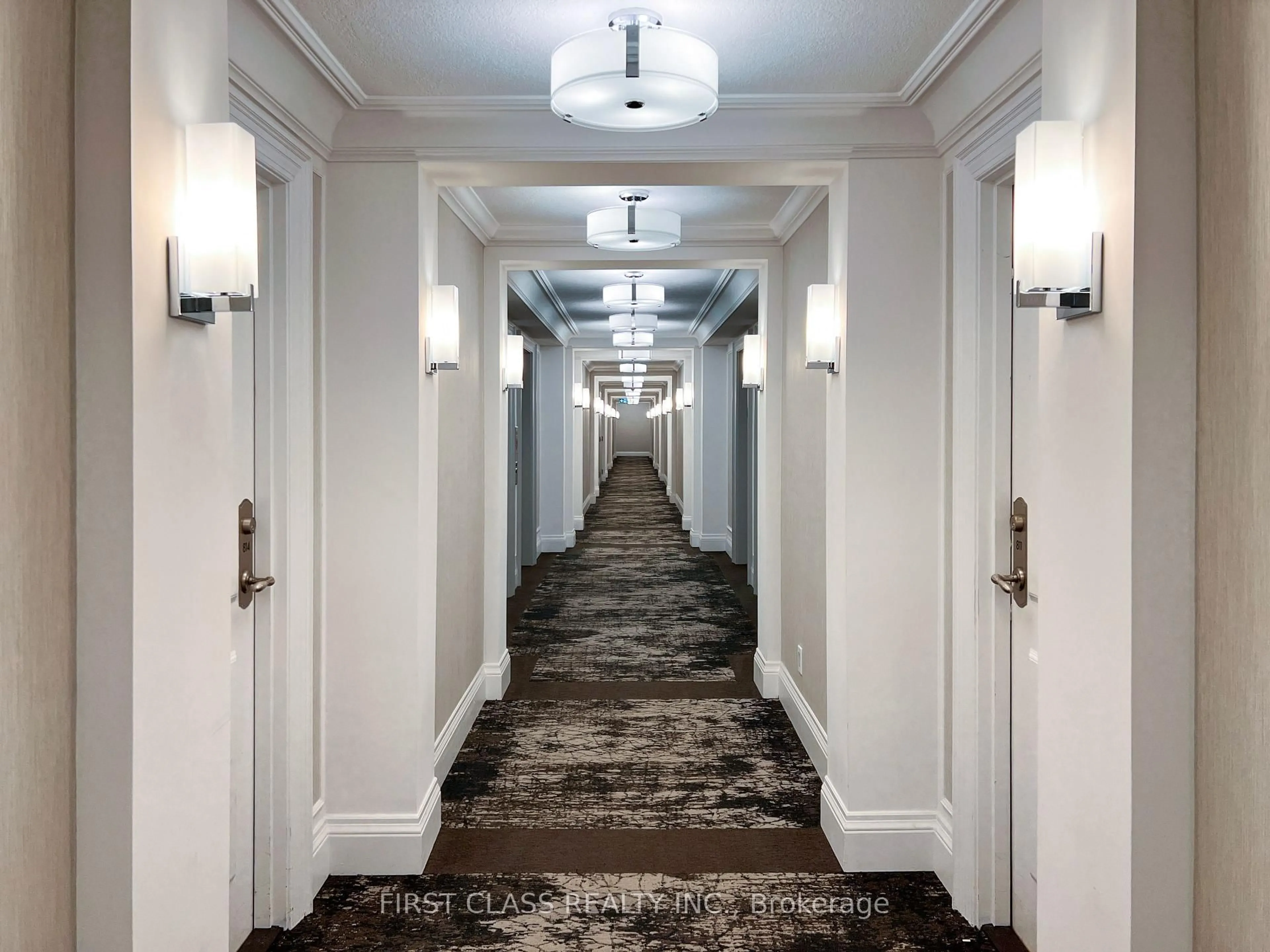 Indoor foyer for 15 Greenview Ave #814, Toronto Ontario M2M 4M7