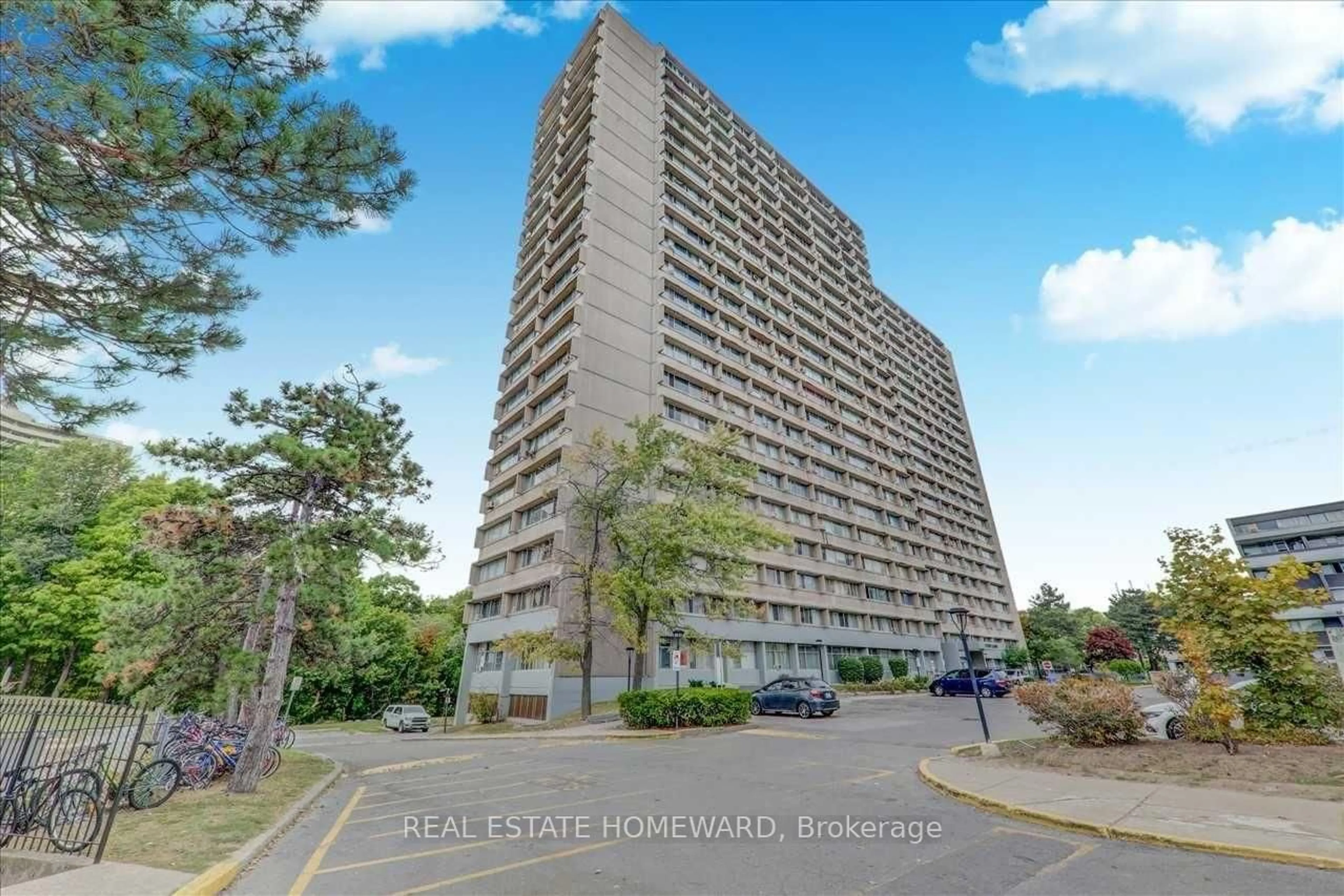 A pic from outside/outdoor area/front of a property/back of a property/a pic from drone, building for 10 Sunny Glen Way #1212, Toronto Ontario M3C 2Z3