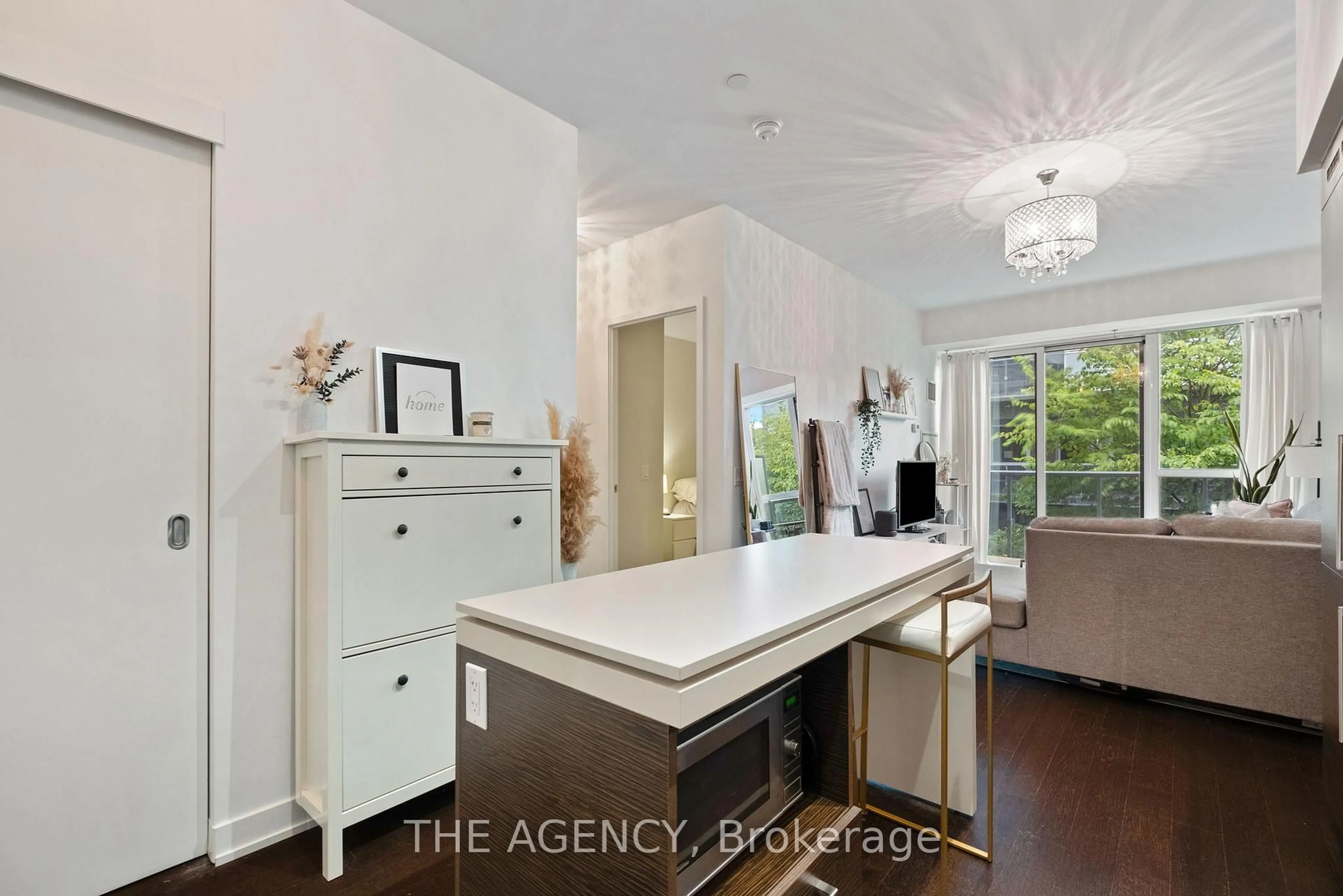 Open concept kitchen, unknown for 1030 King St #457, Toronto Ontario M6K 0B4