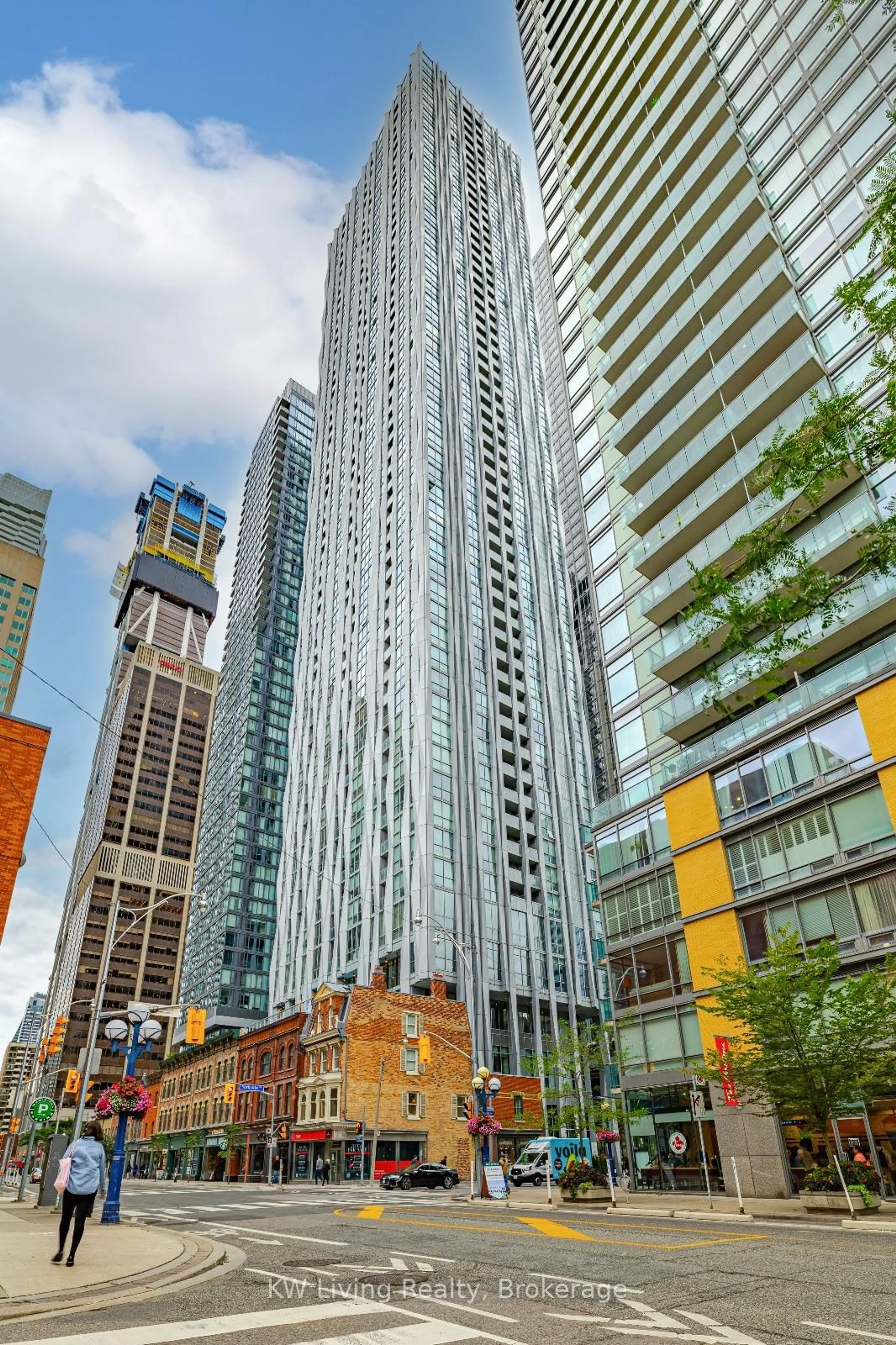Unknown for 1 Yorkville Ave #4009, Toronto Ontario M4W 0B1
